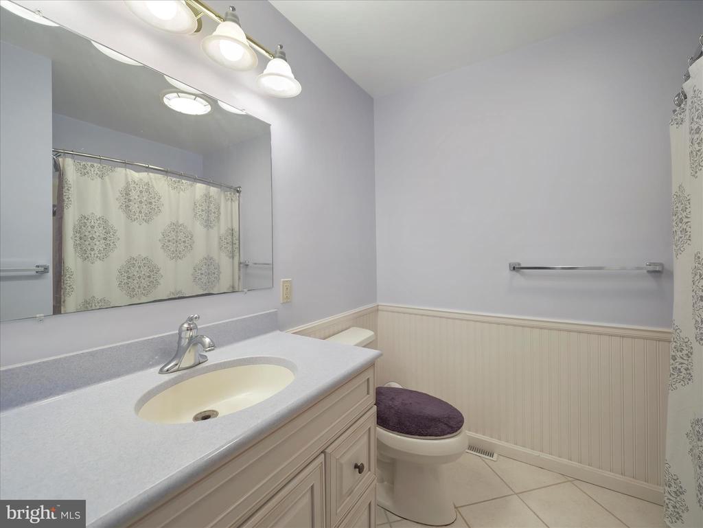 6527 MORNINGSIDE COURT