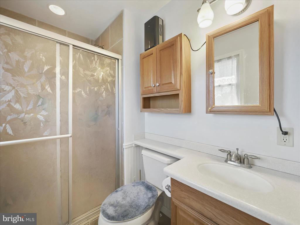 6527 MORNINGSIDE COURT