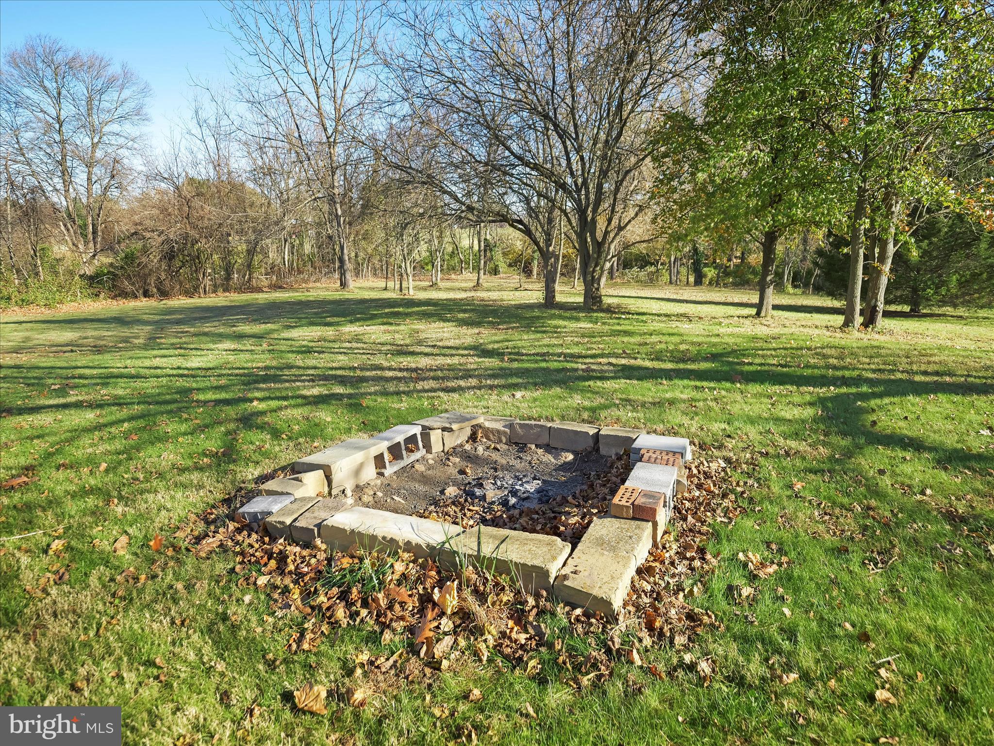 6527 MORNINGSIDE COURT