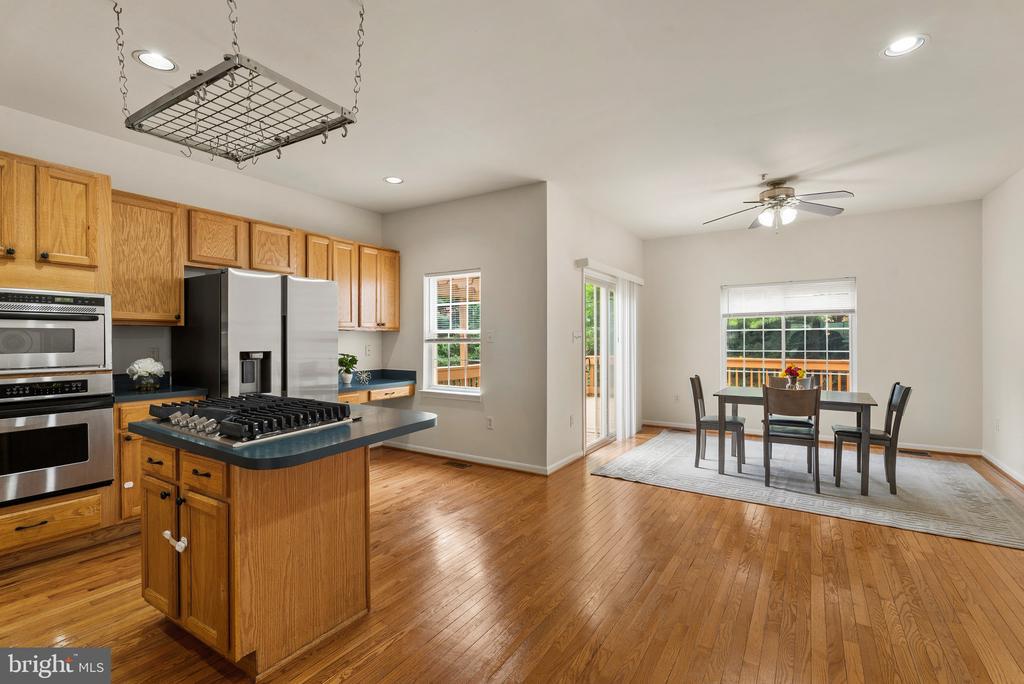 1709 WOODRUFF WAY