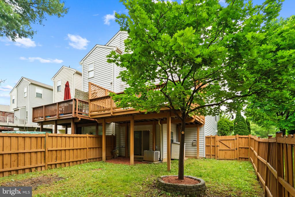 1709 WOODRUFF WAY