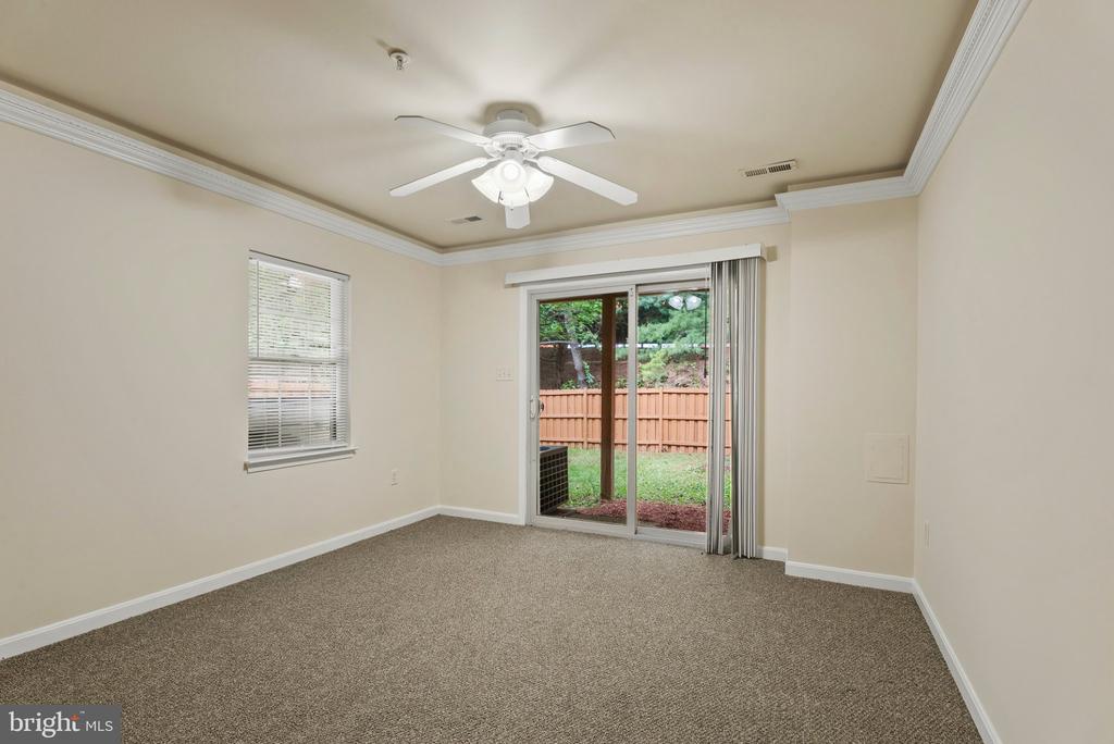 1709 WOODRUFF WAY