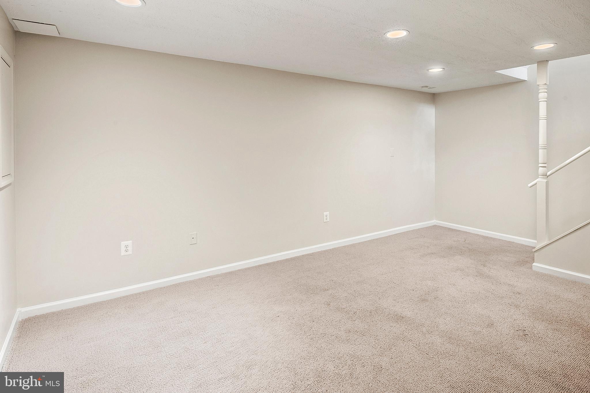 6471 Grommet Drive
