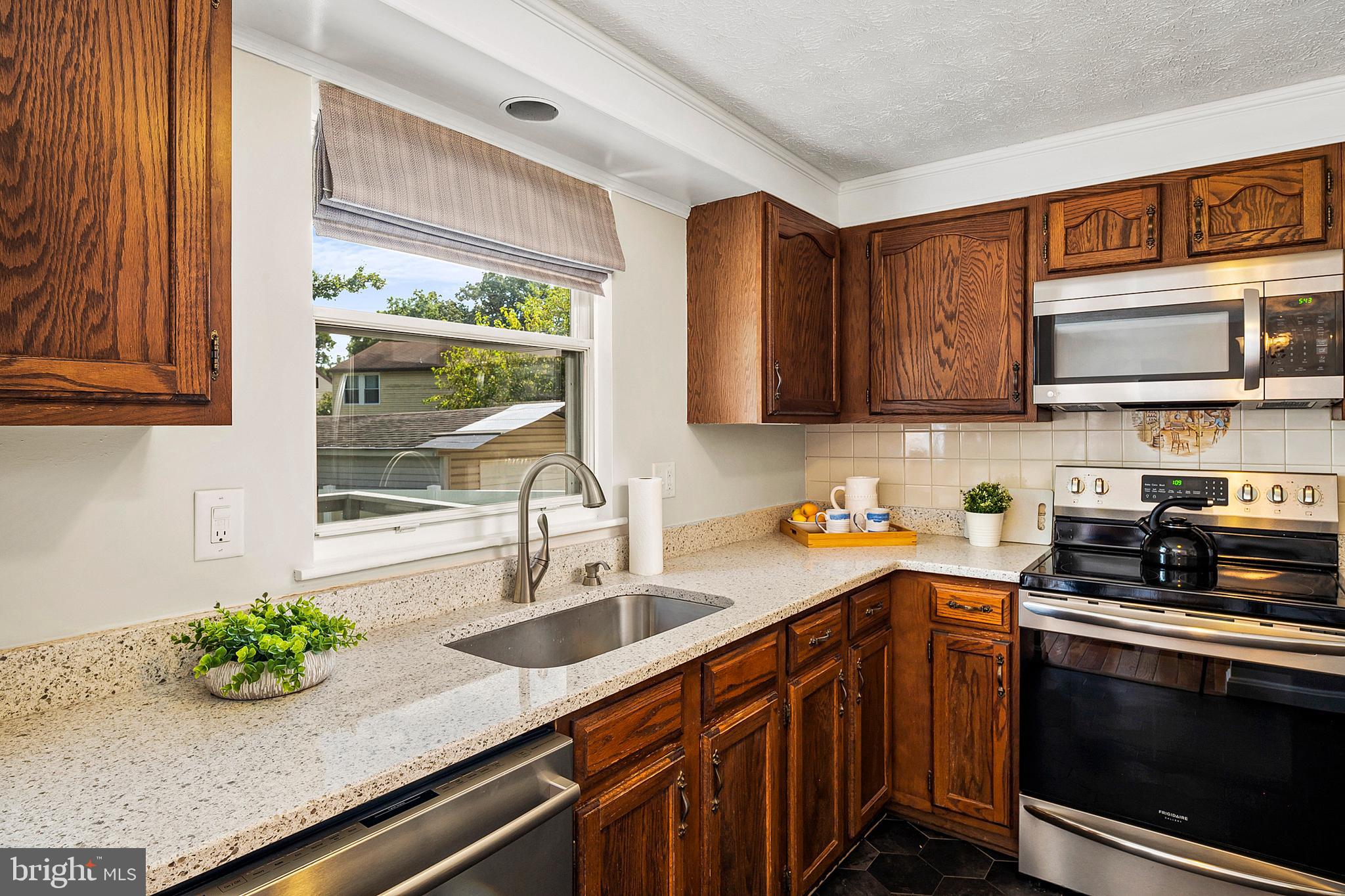 6471 Grommet Drive
