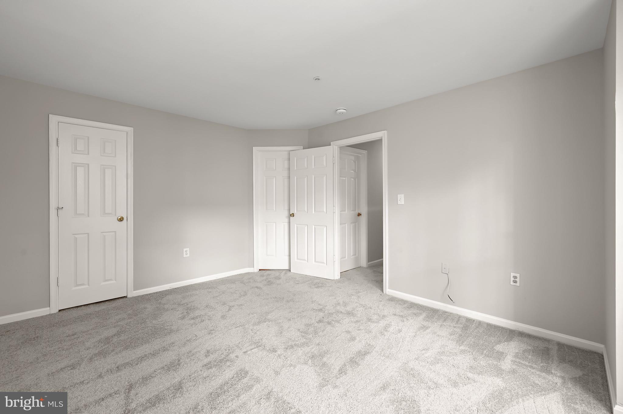 5921 Millrace Court Unit: I-201