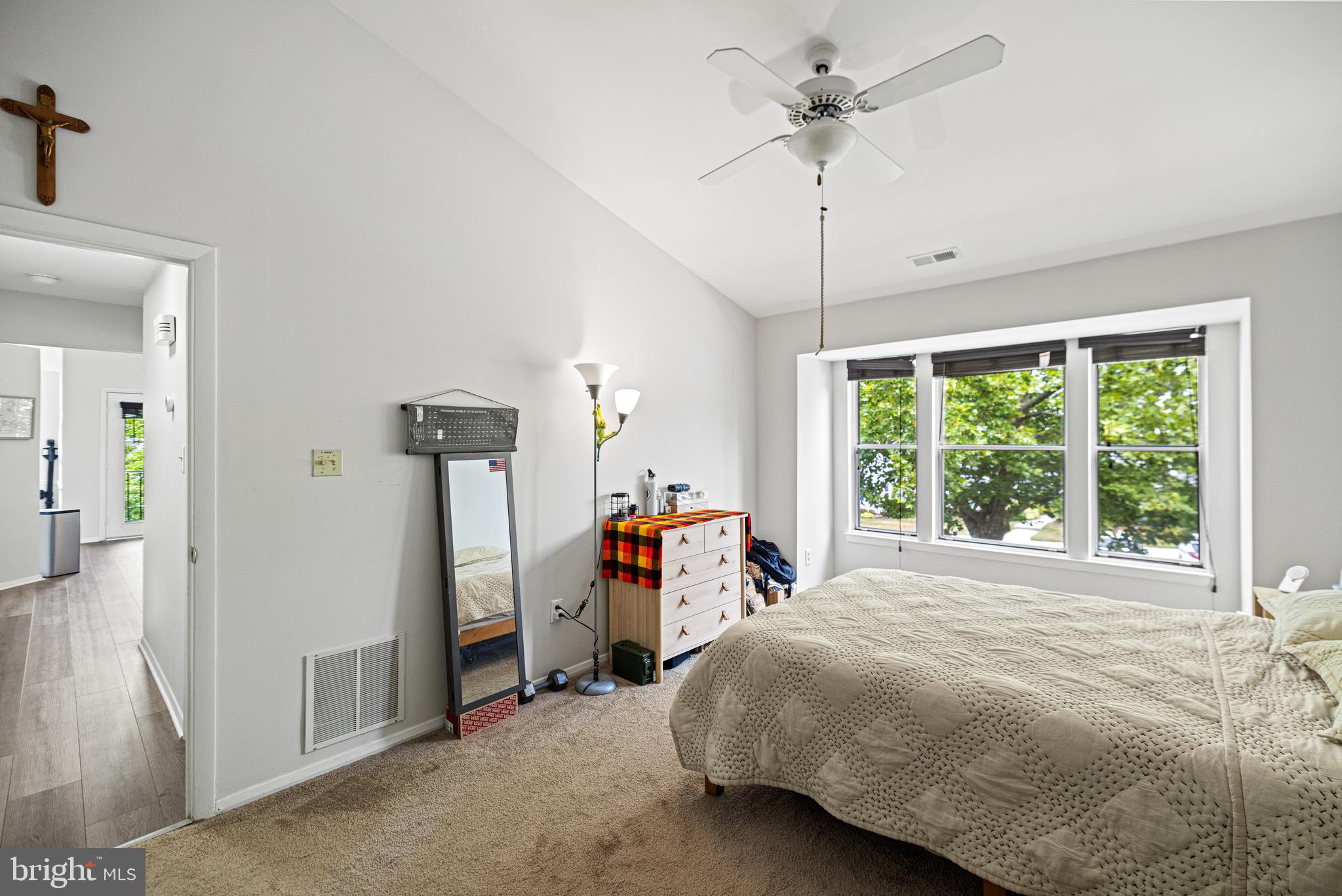 7738 Mayfair Cir
