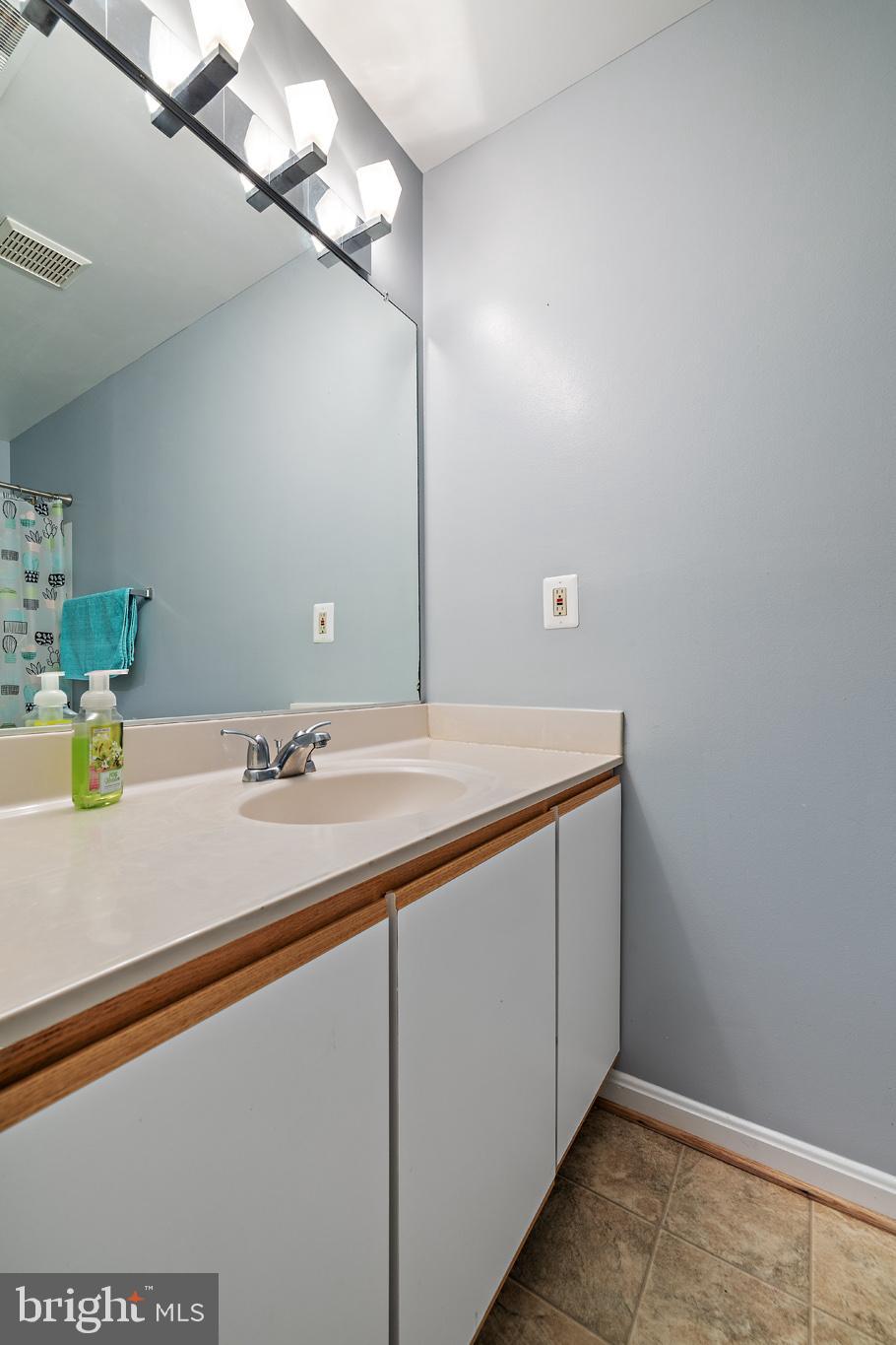 2304 Red Eagle Court Unit: 3