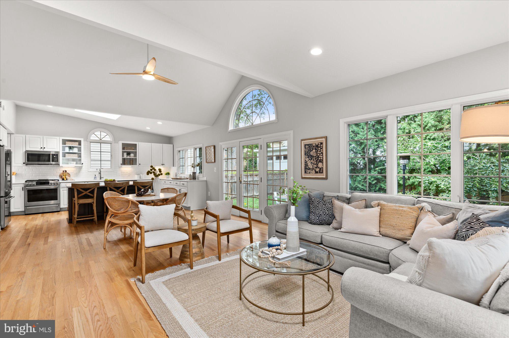 4911 Chevy Chase BOULEVARD
