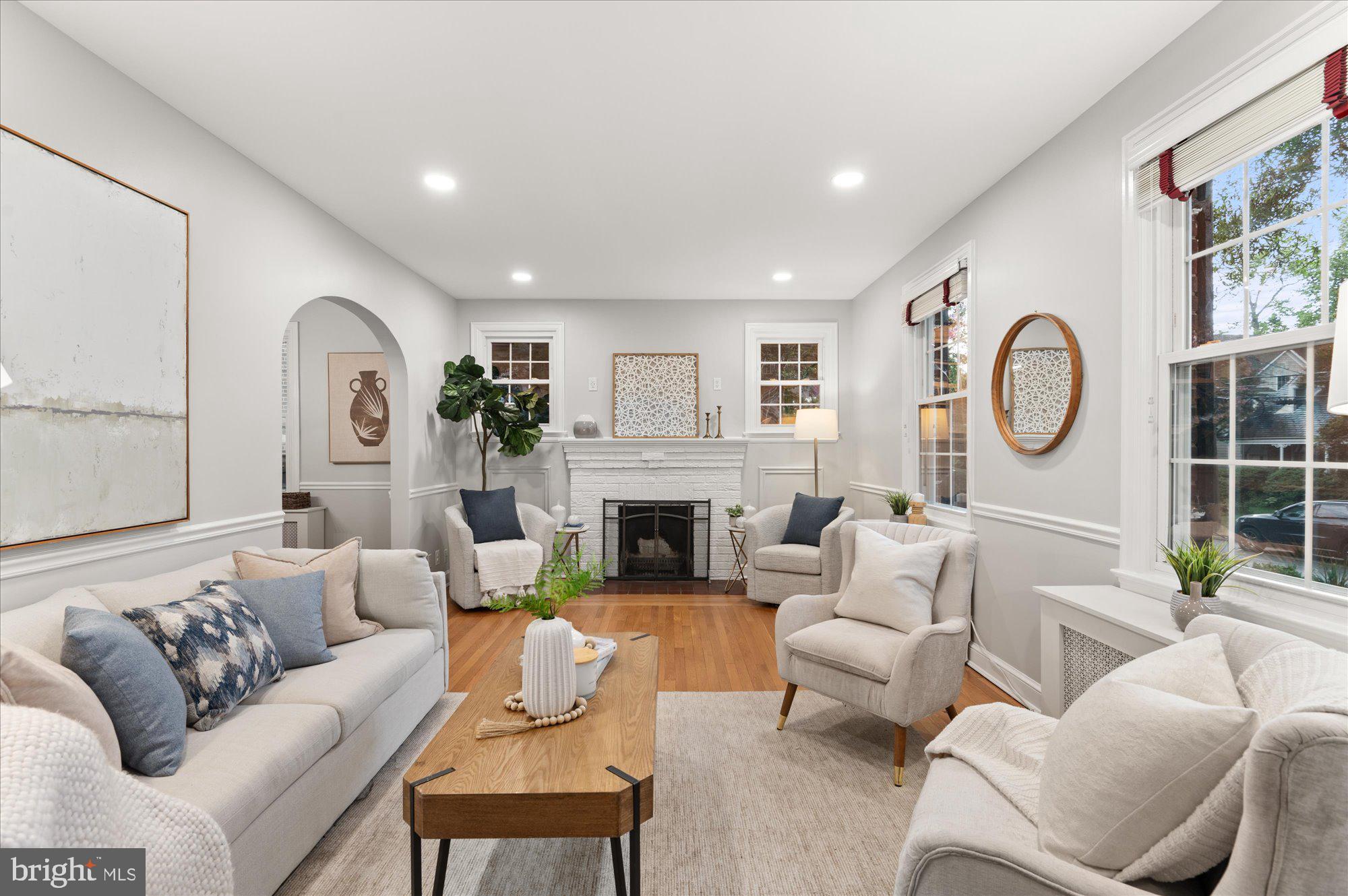 4911 Chevy Chase BOULEVARD