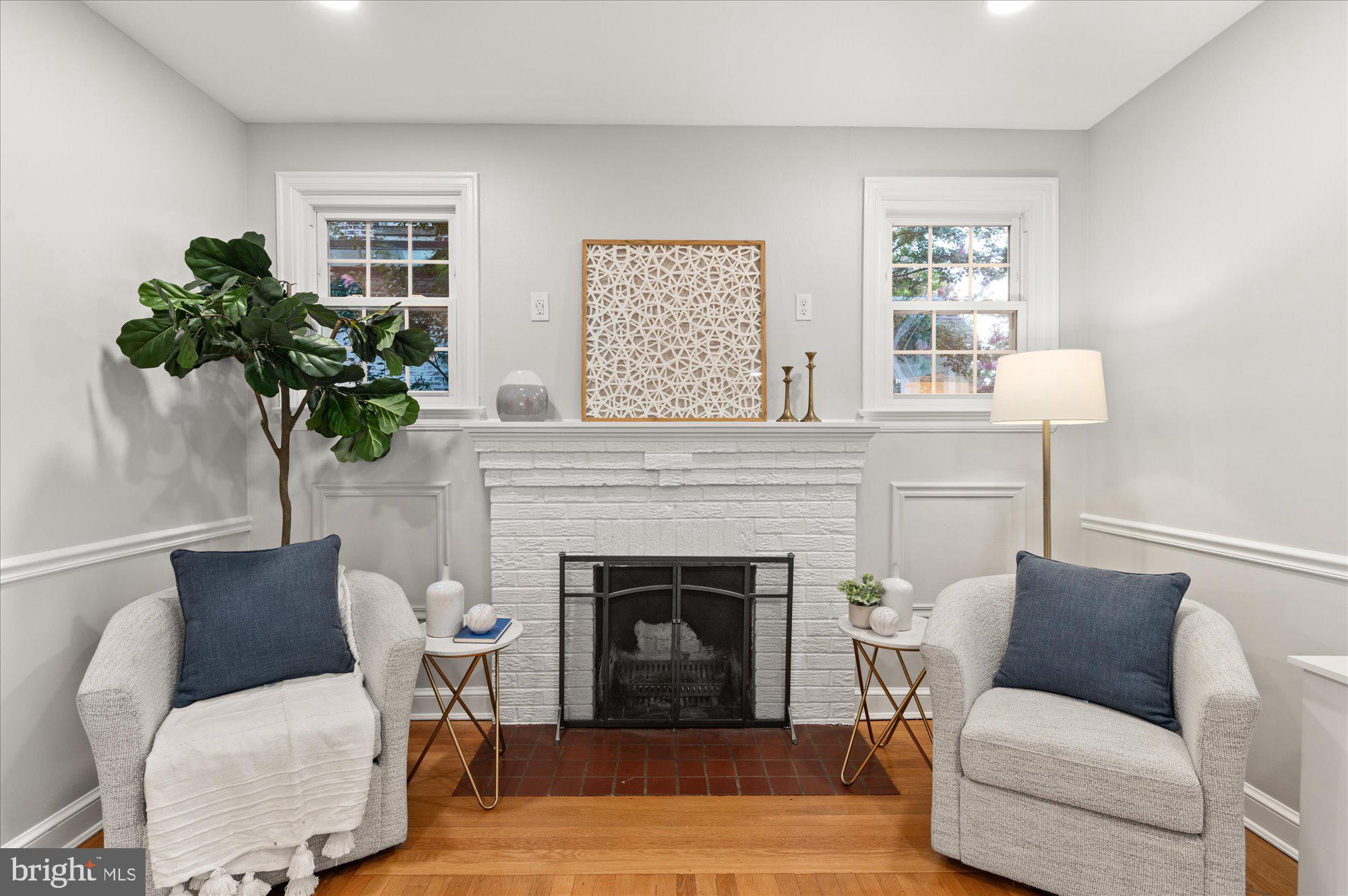 4911 Chevy Chase BOULEVARD
