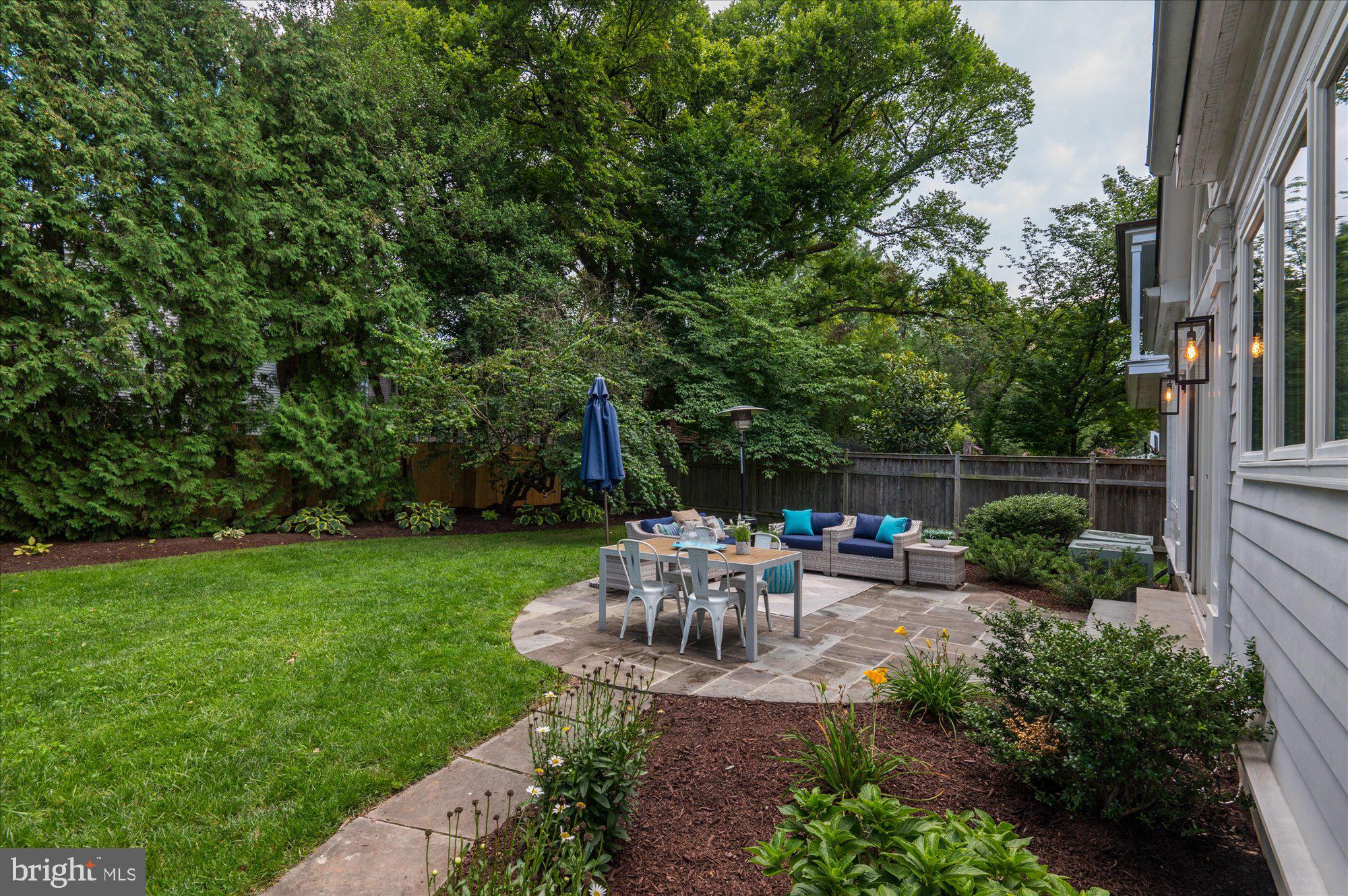 4911 Chevy Chase BOULEVARD