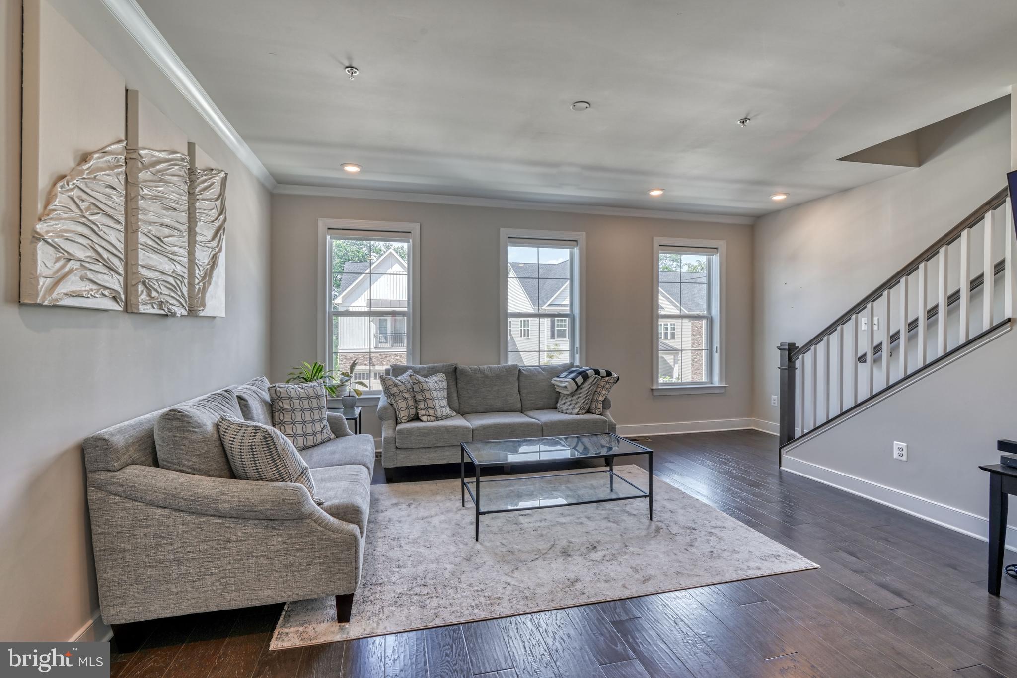 125 Flower Center Ln