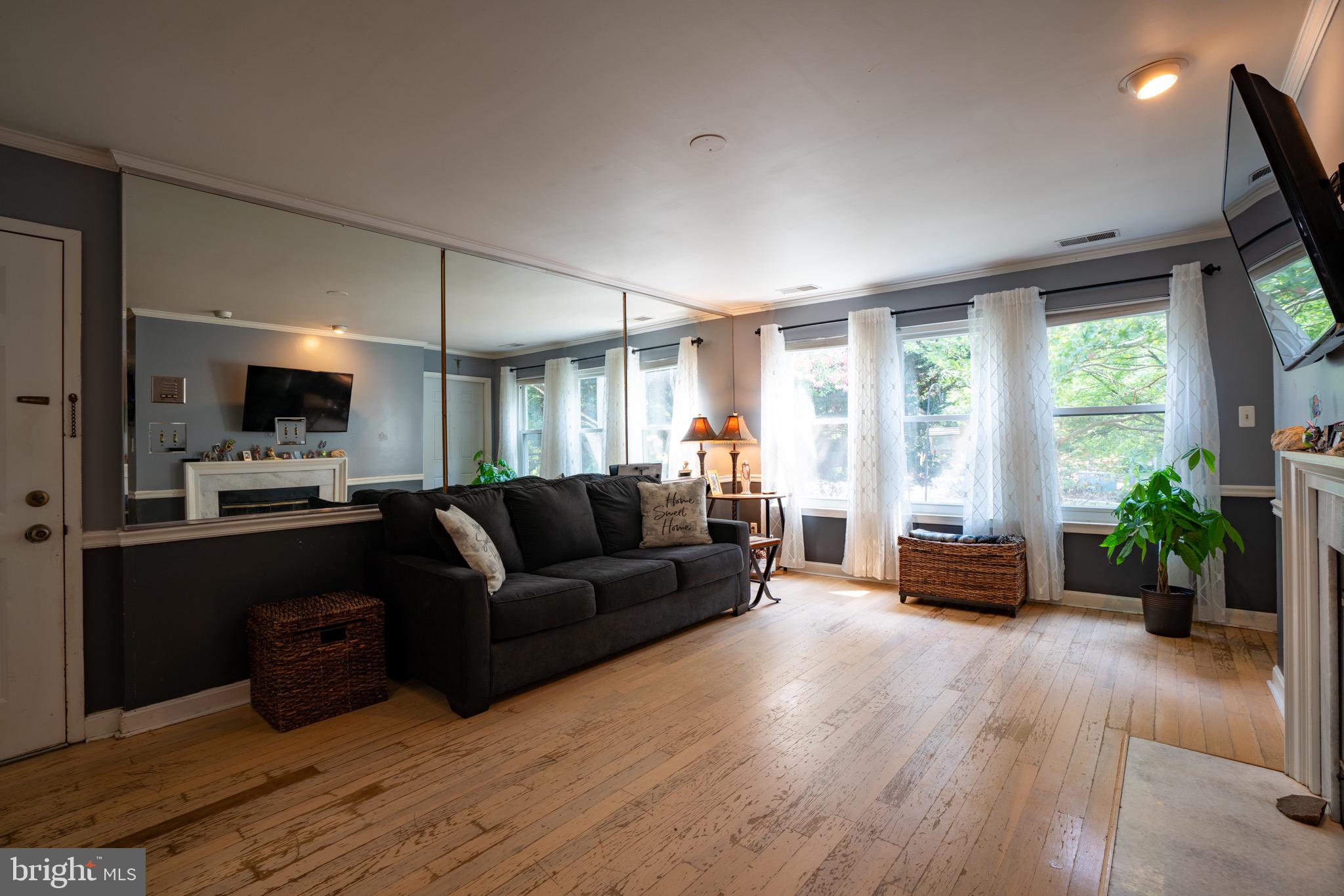 13703 Modrad WAY Unit: 9 B13