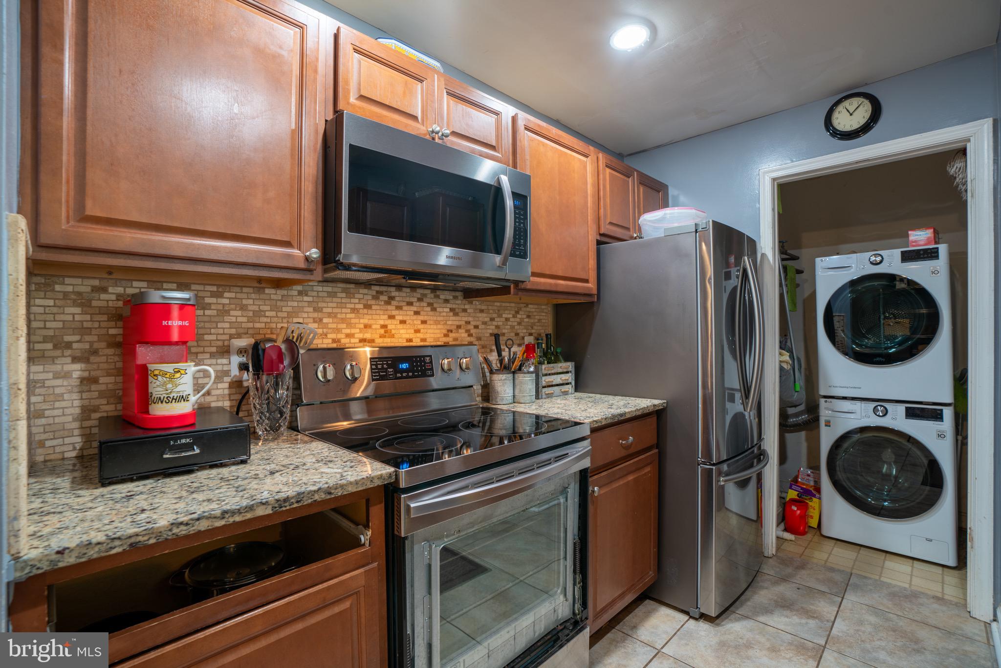 13703 Modrad WAY Unit: 9 B13