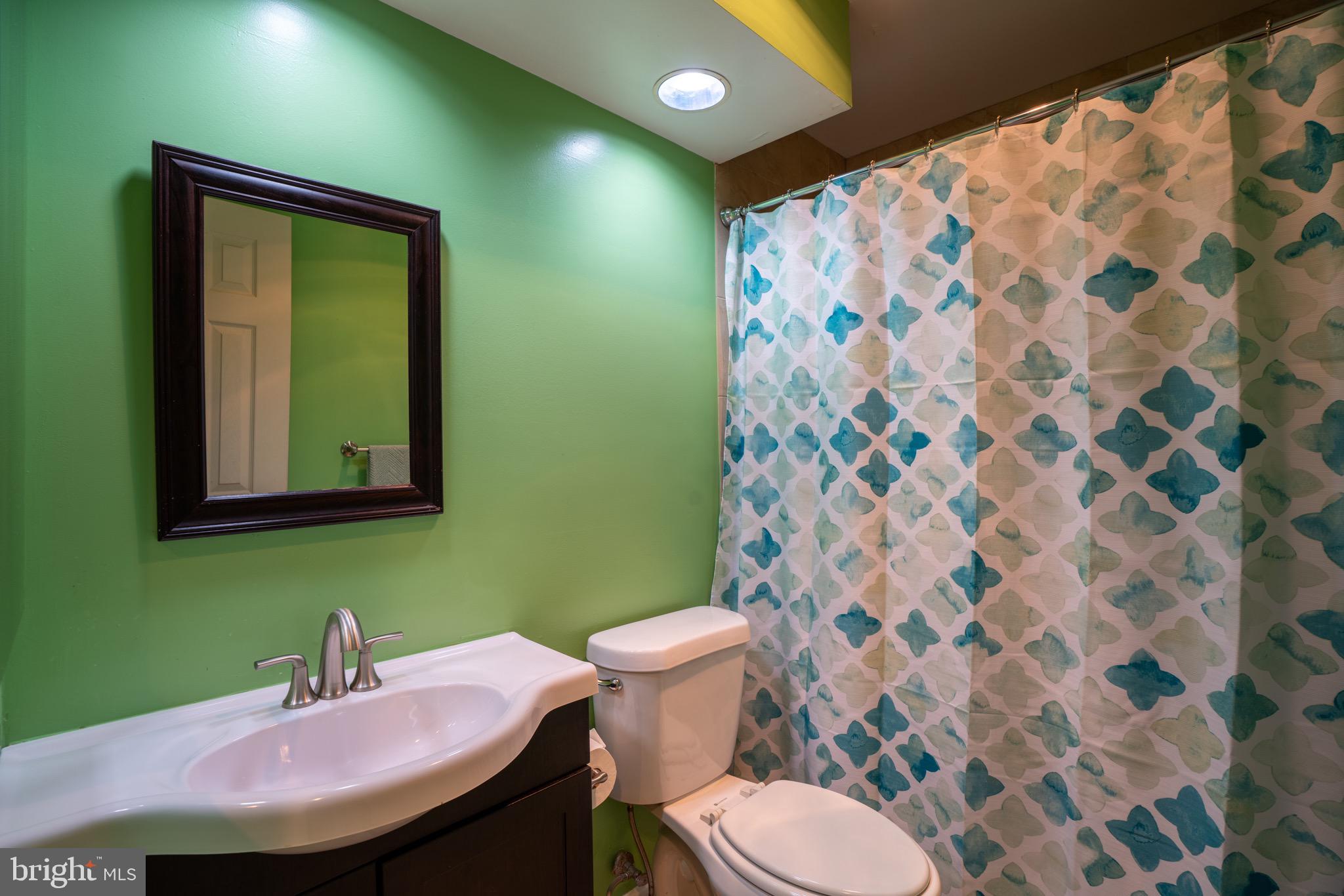 13703 Modrad WAY Unit: 9 B13