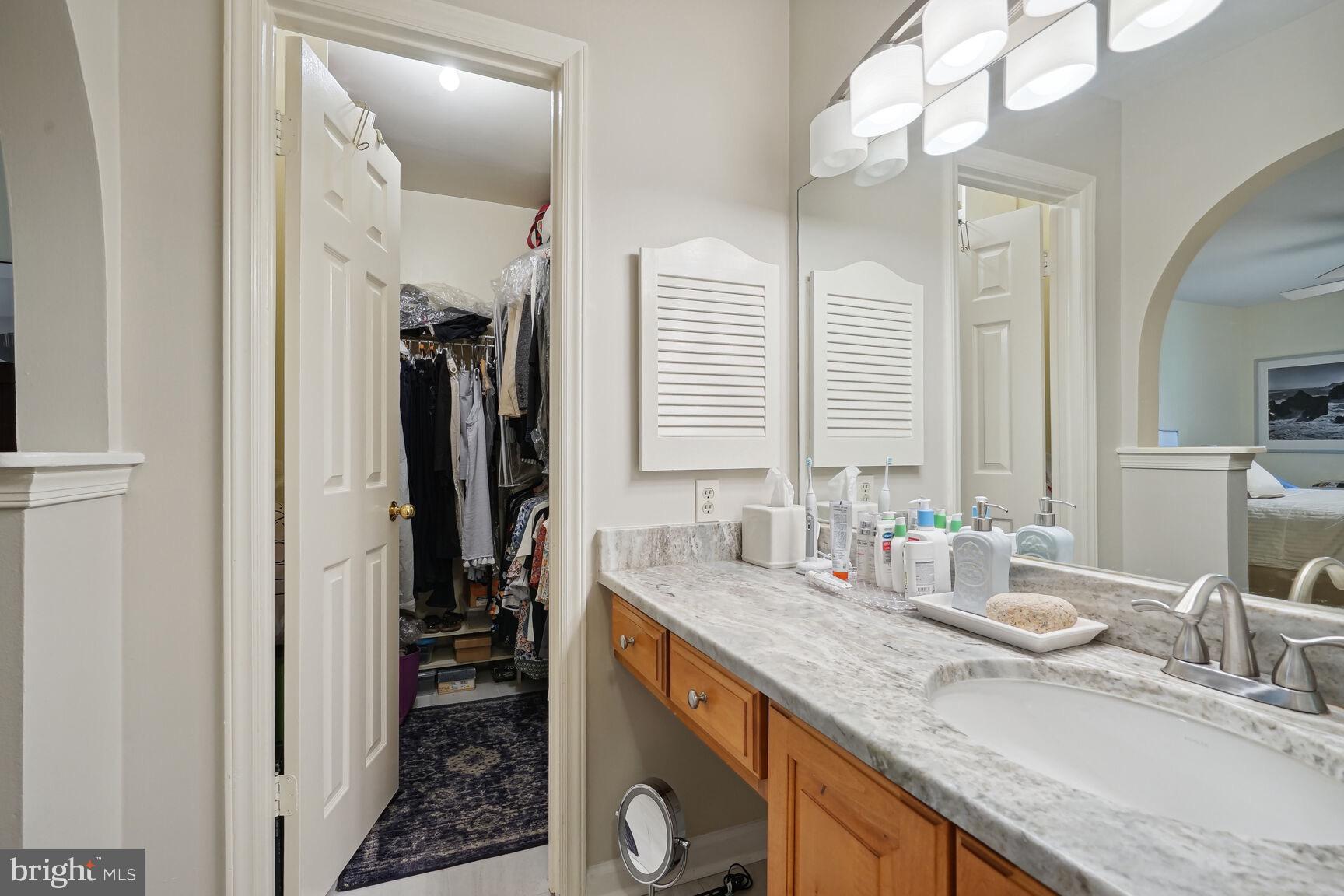 5810 Inman Park CIRCLE Unit: 110