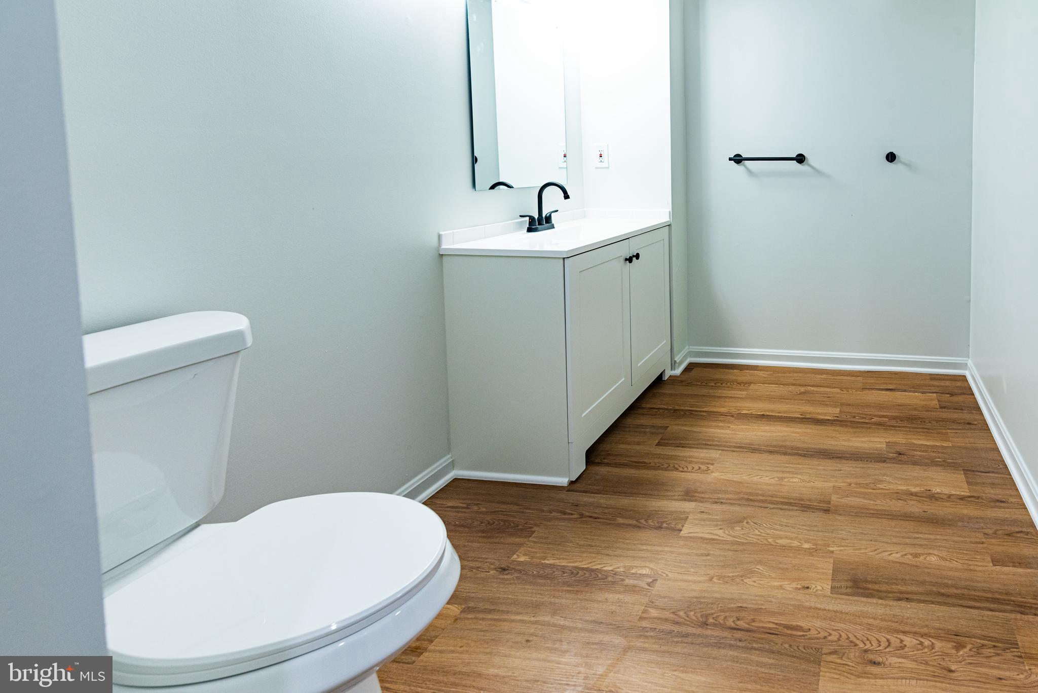18005 Ednor View Ter