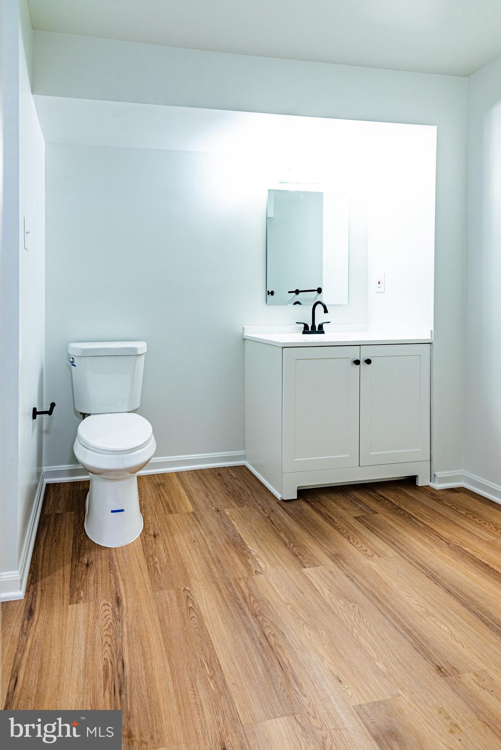 18005 Ednor View Ter