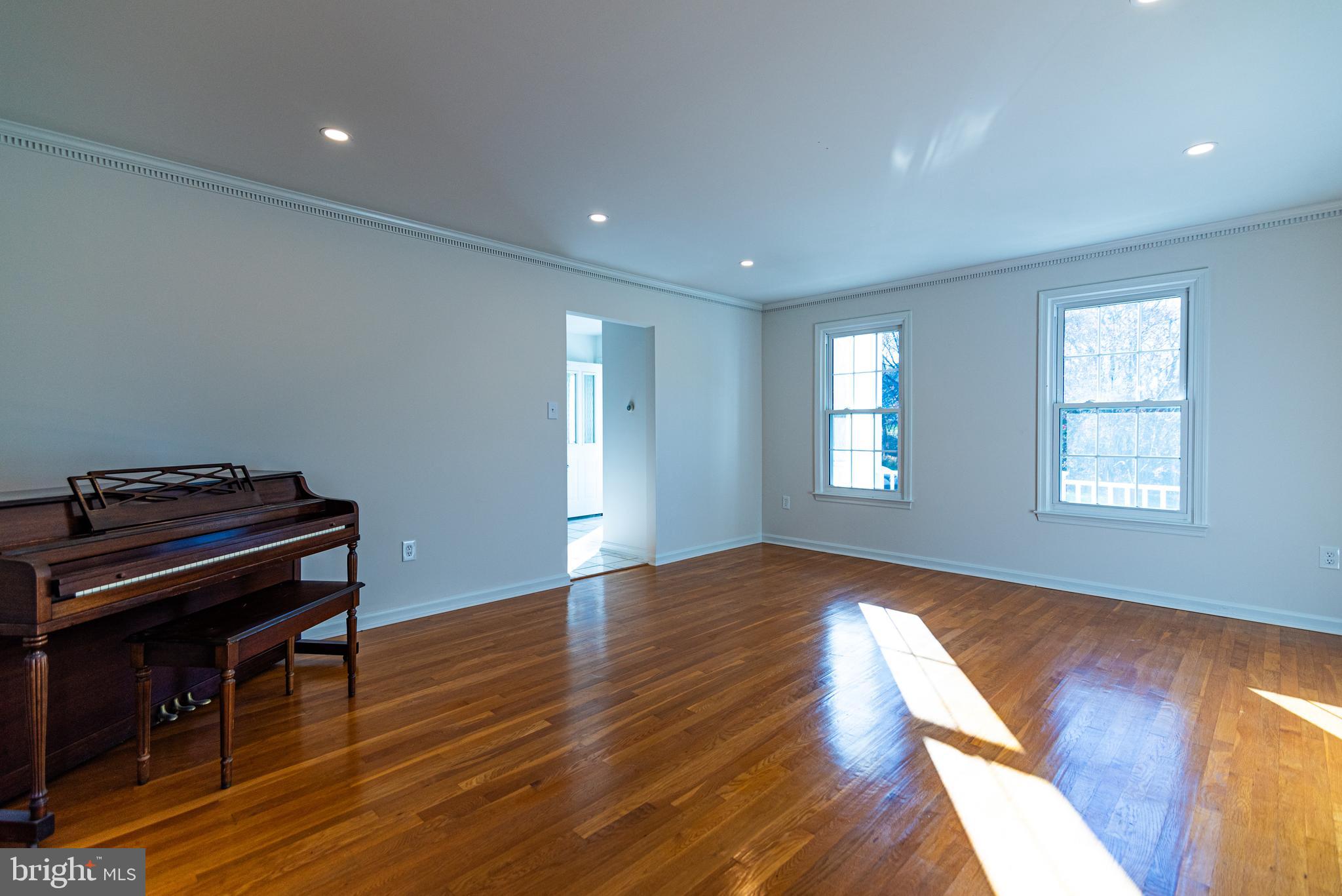 18005 Ednor View Ter