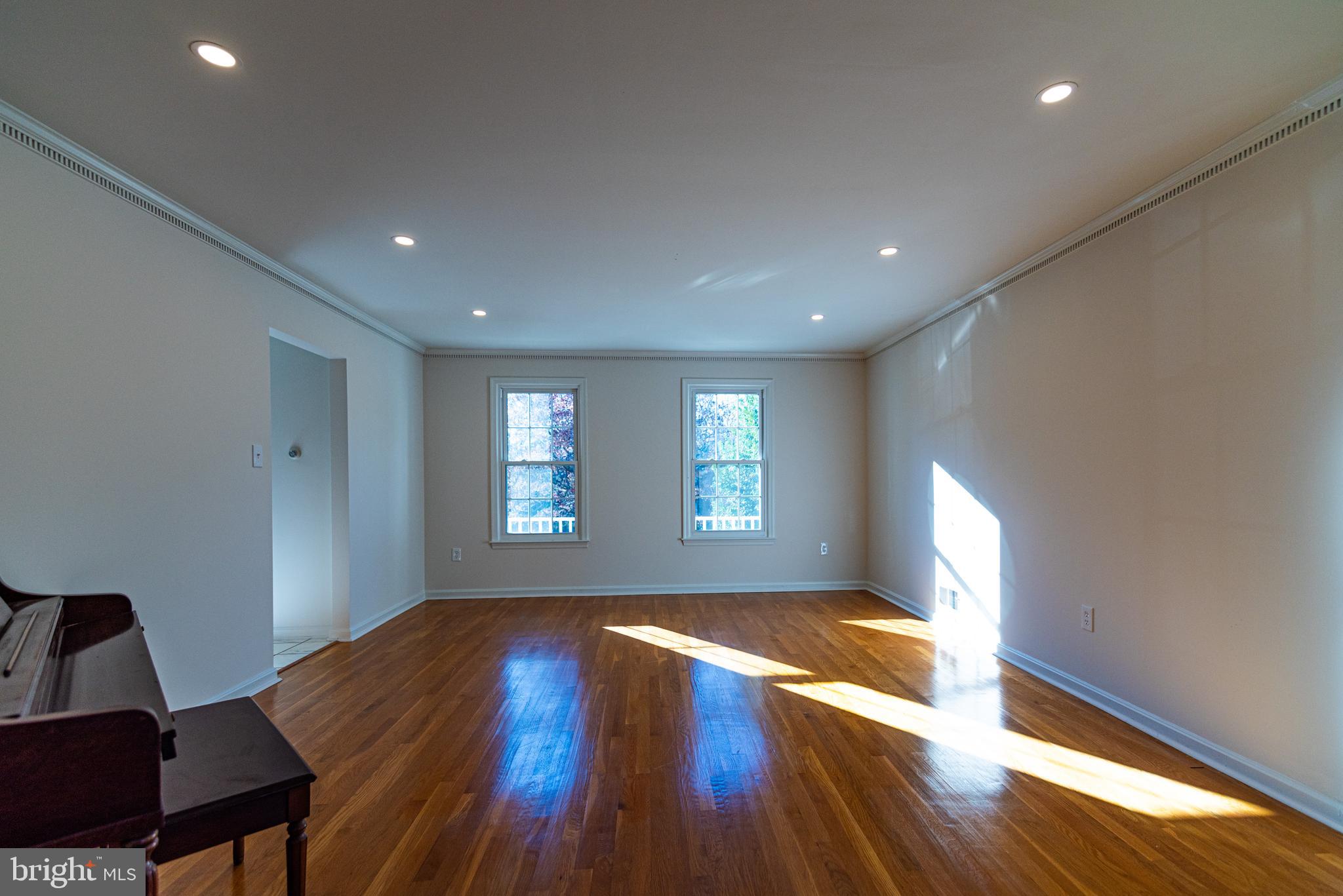 18005 Ednor View Ter