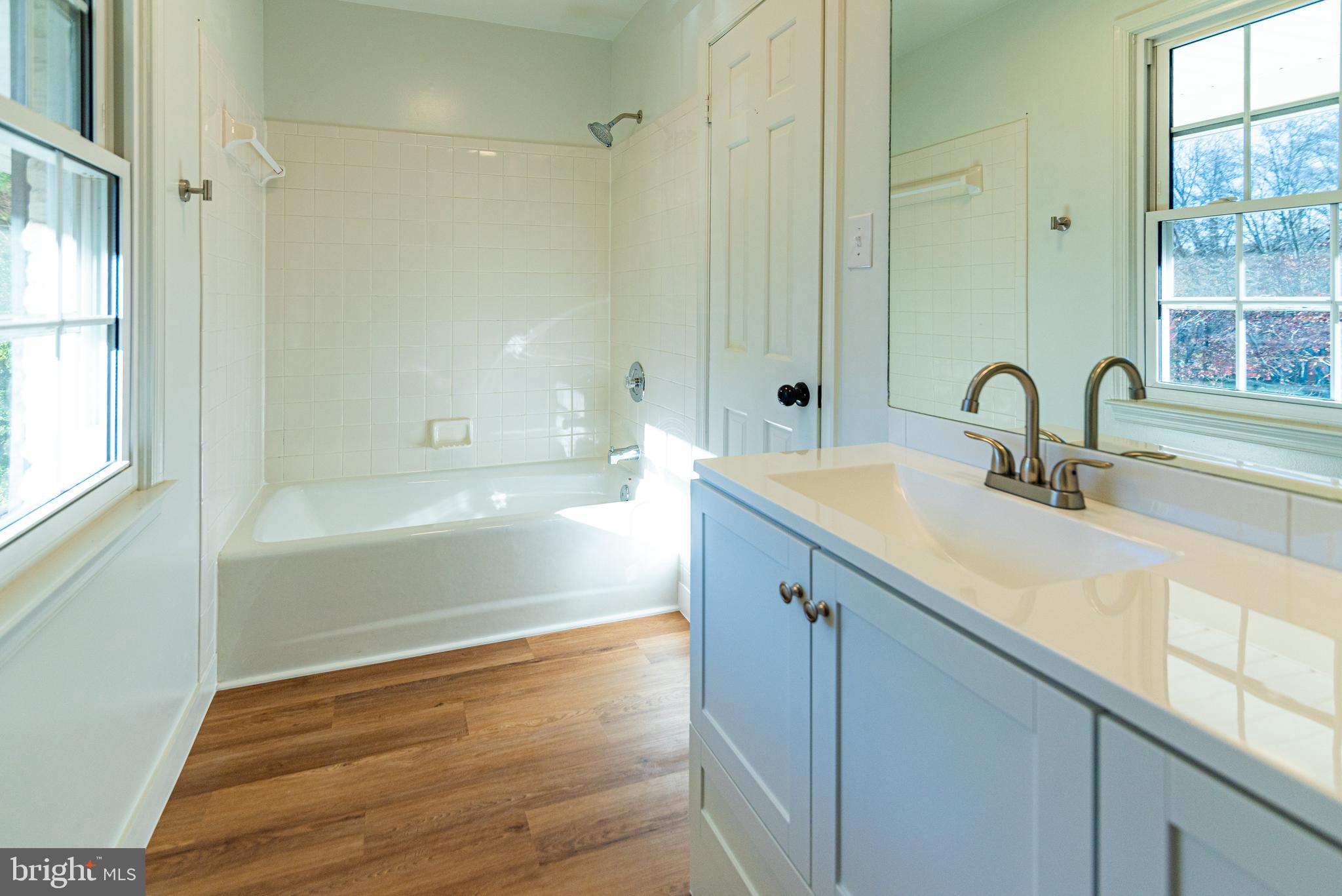 18005 Ednor View Ter