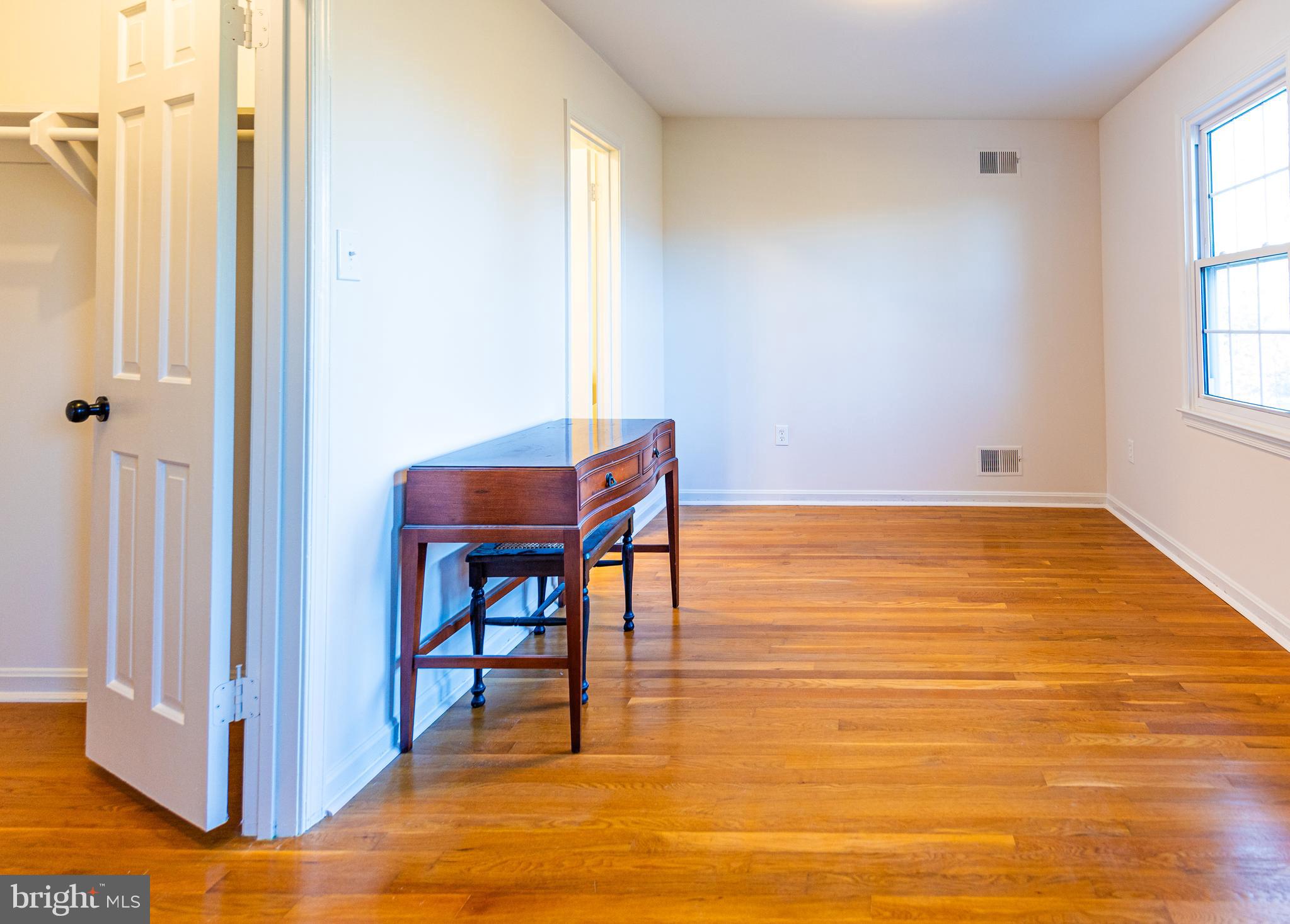 18005 Ednor View Ter
