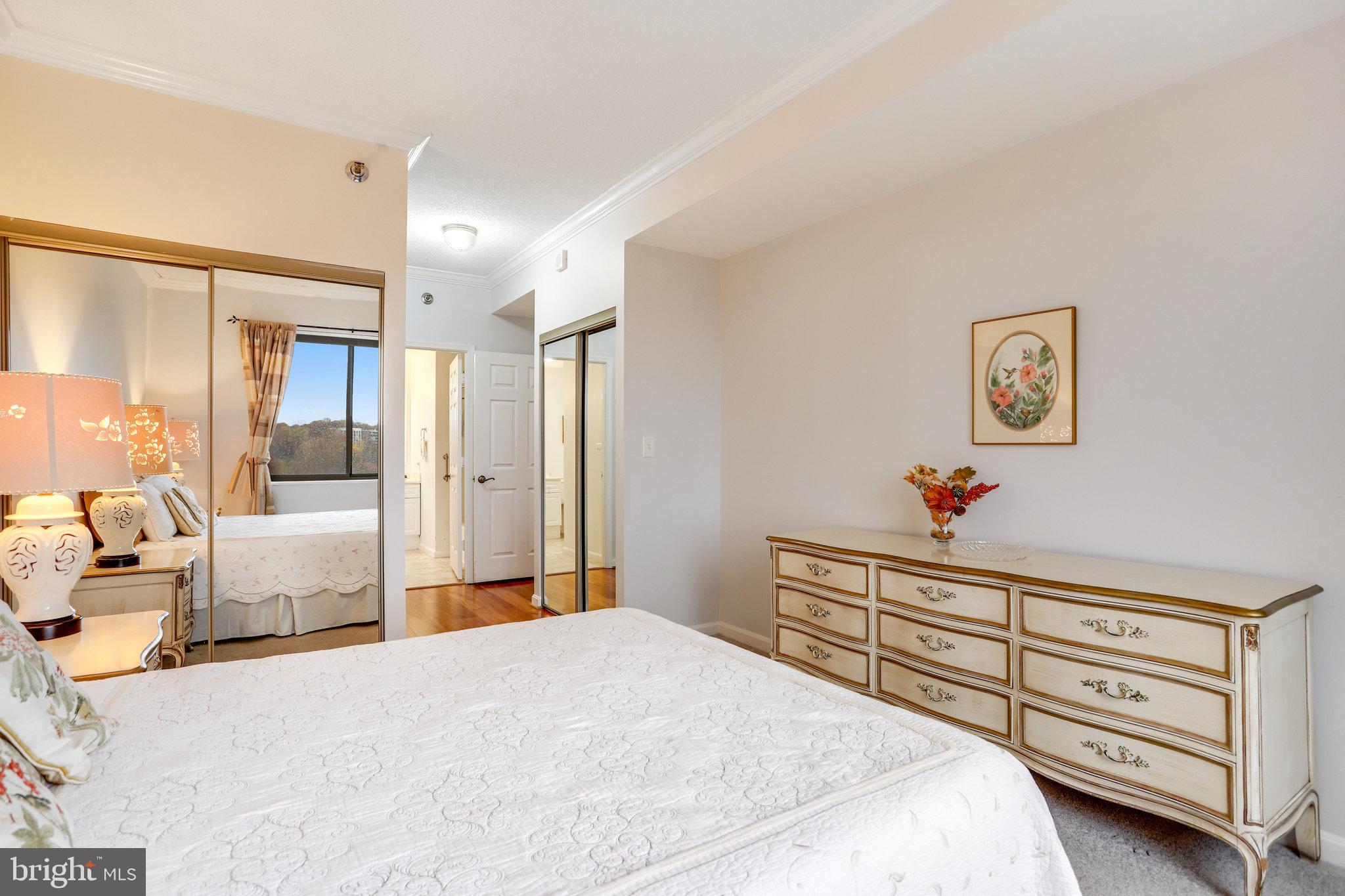 3005 S Leisure World Blvd #809