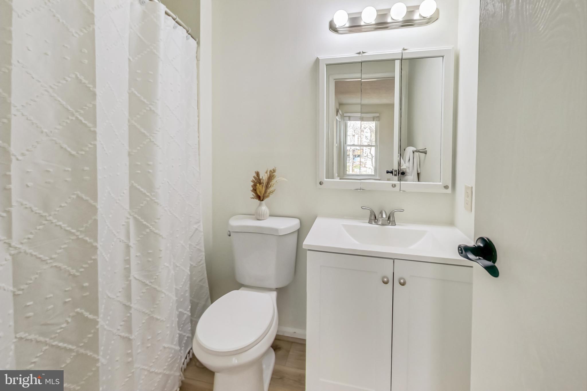 3937 Greencastle Road Unit: 406