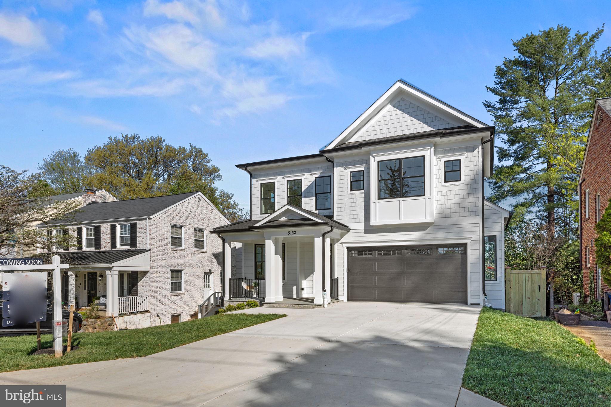 5132 Newport Ave