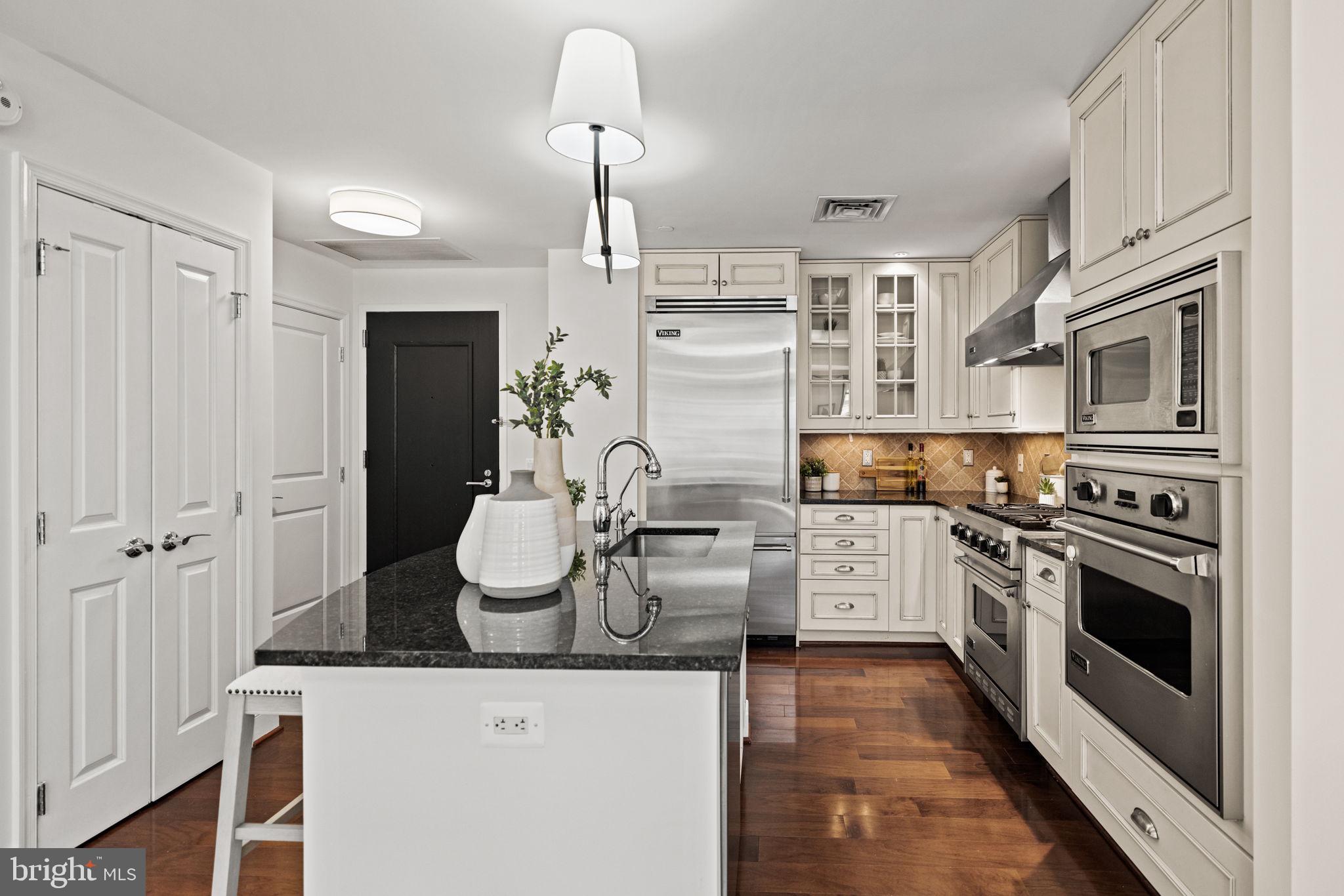 7710 Woodmont Ave #508