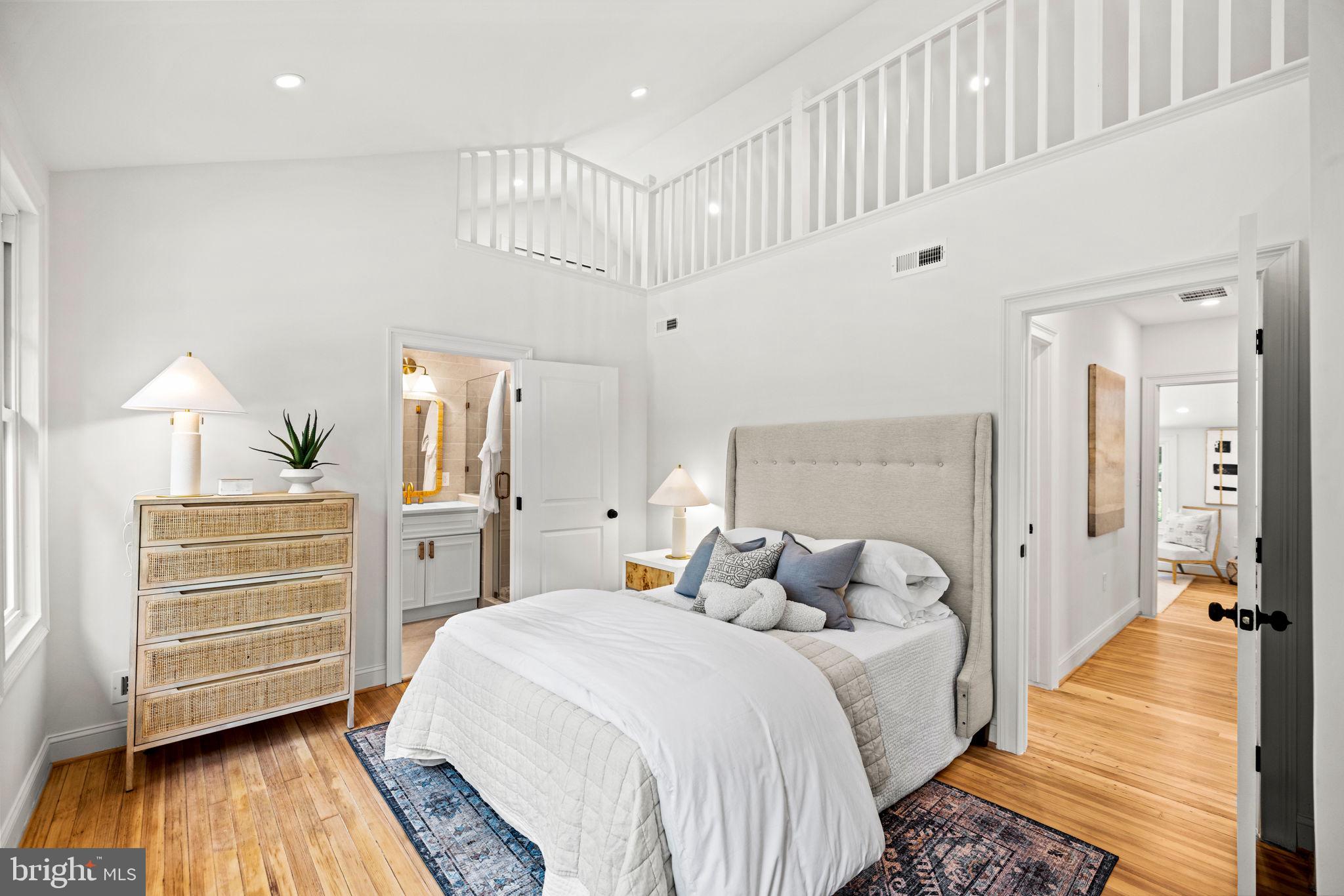 213 Spring Ave