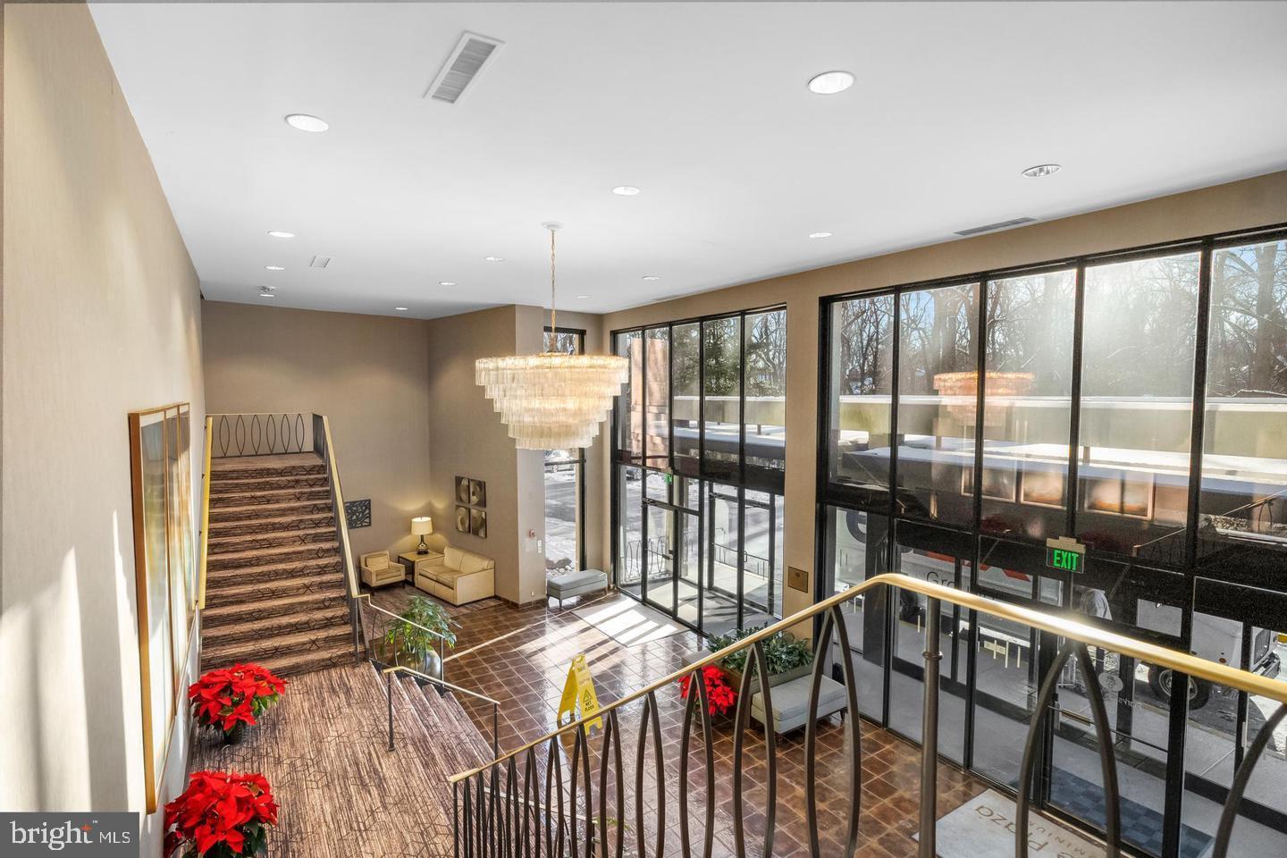9039 Sligo Creek #906