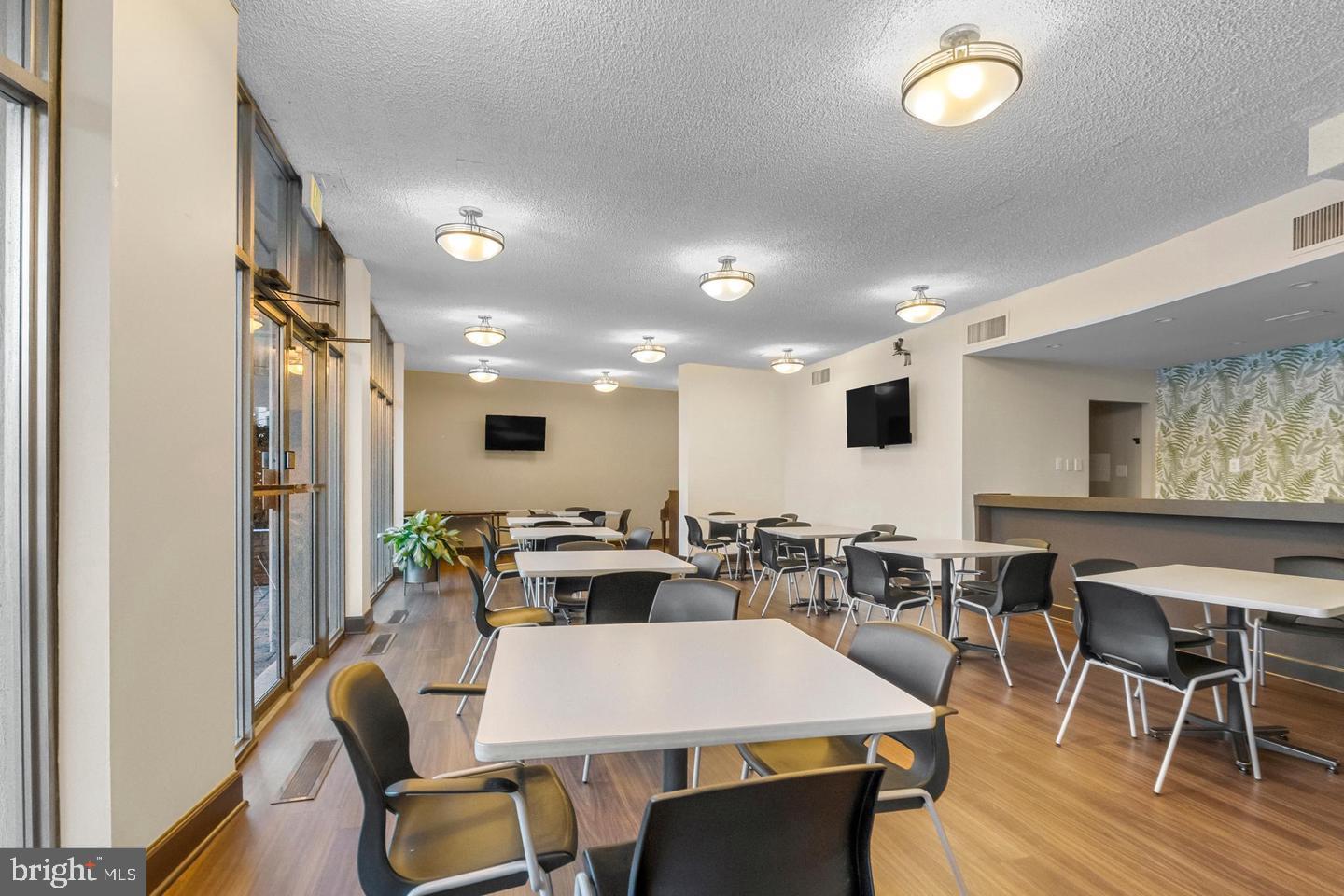 9039 Sligo Creek #906