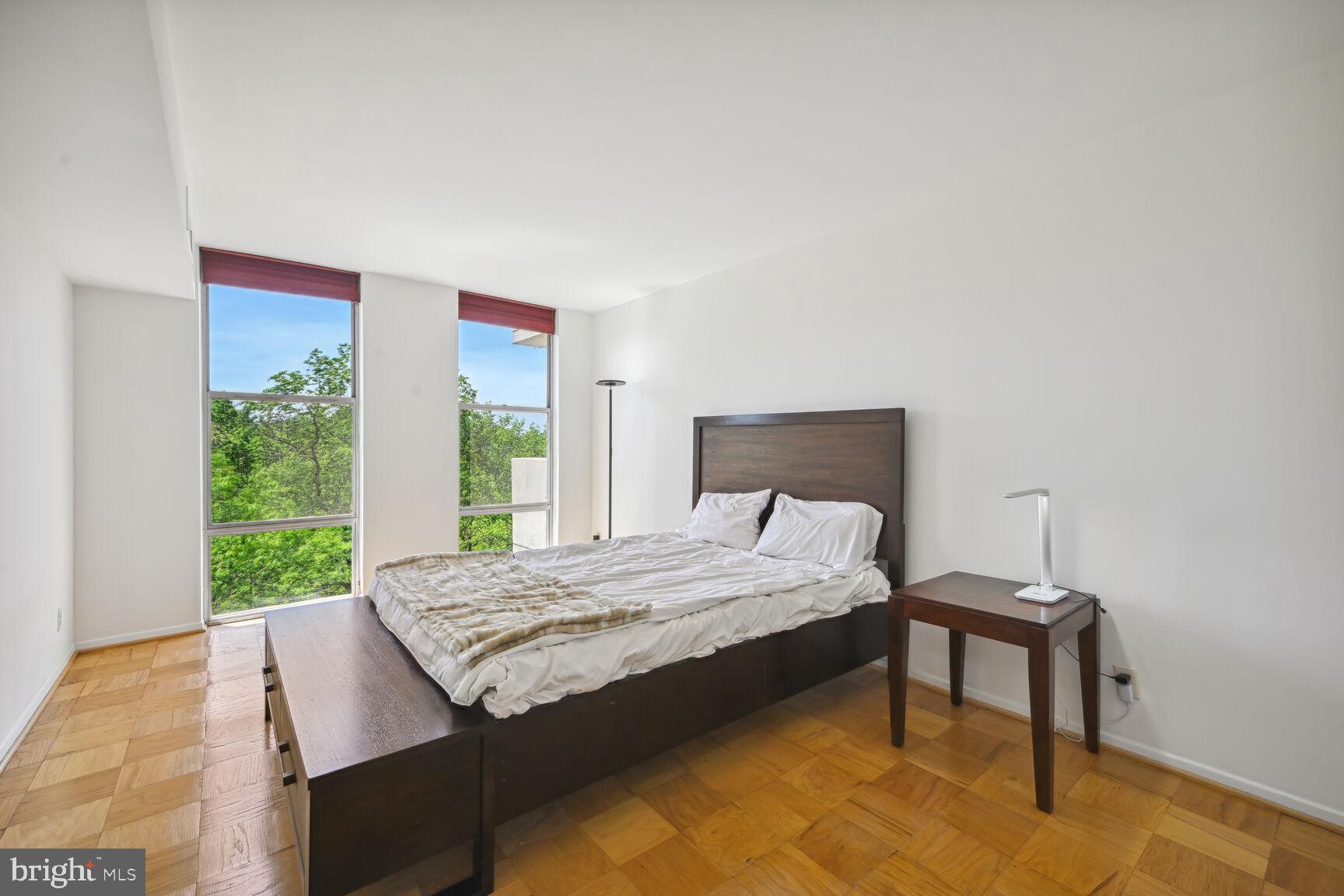 9039 Sligo Creek #906