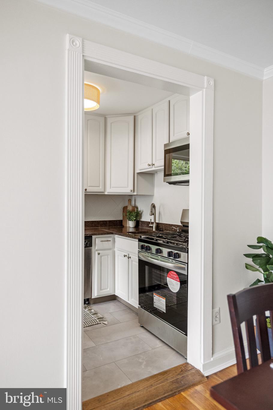 116 Lee Ave #207