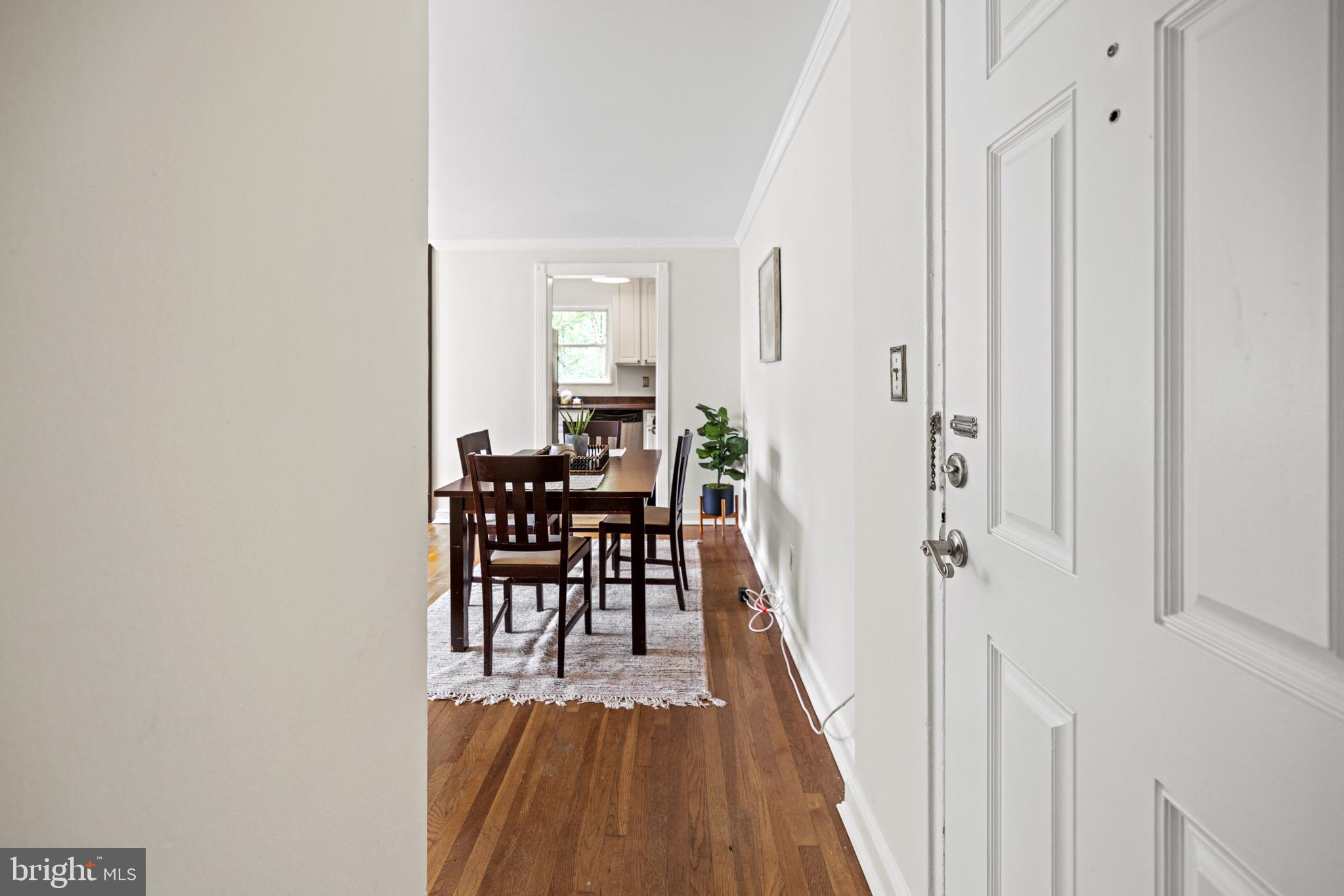 116 Lee Ave #207