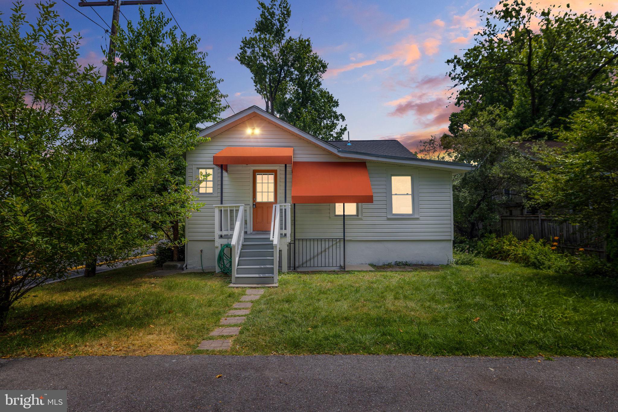 801 Thayer Ave