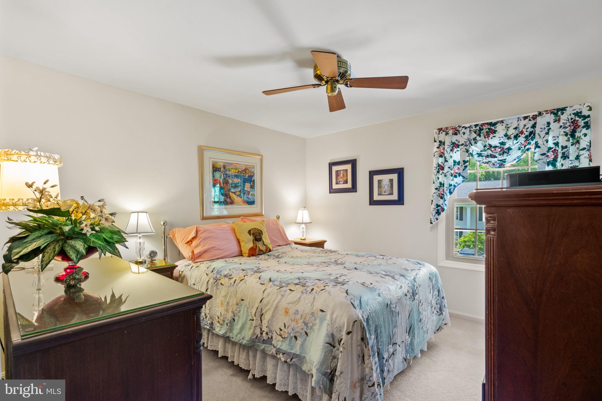 11444 Oak Leaf Dr