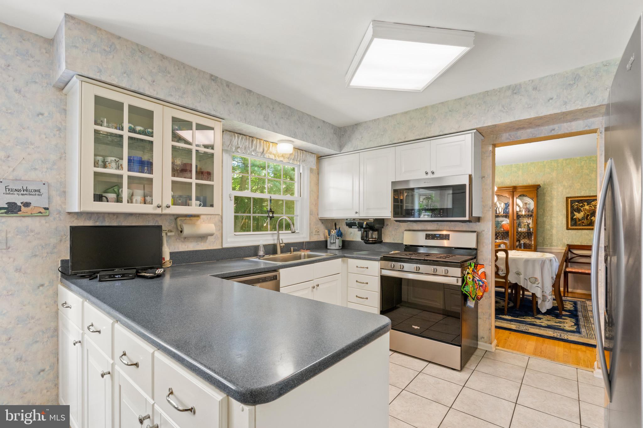 11444 Oak Leaf Dr