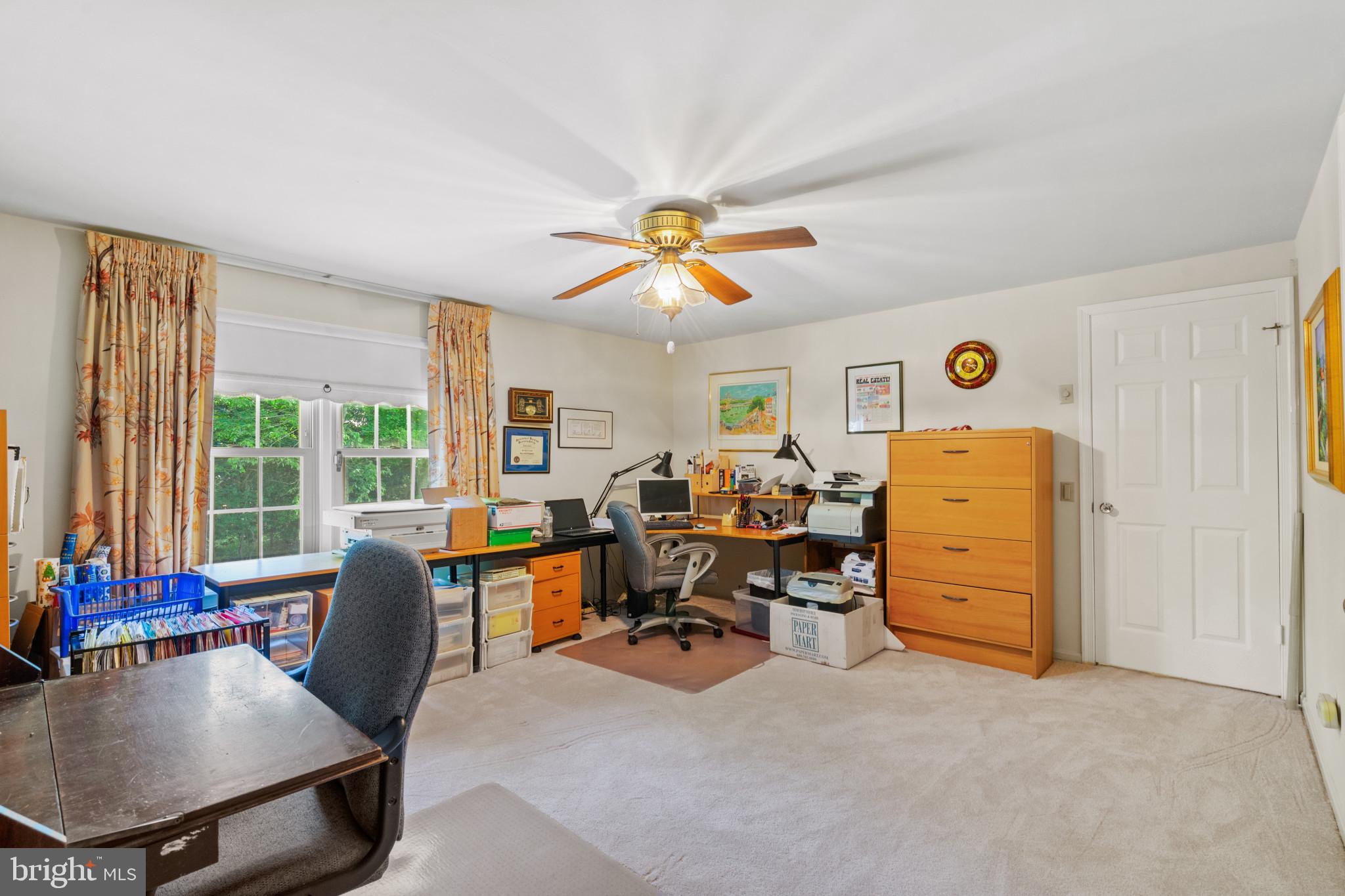 11444 Oak Leaf Dr
