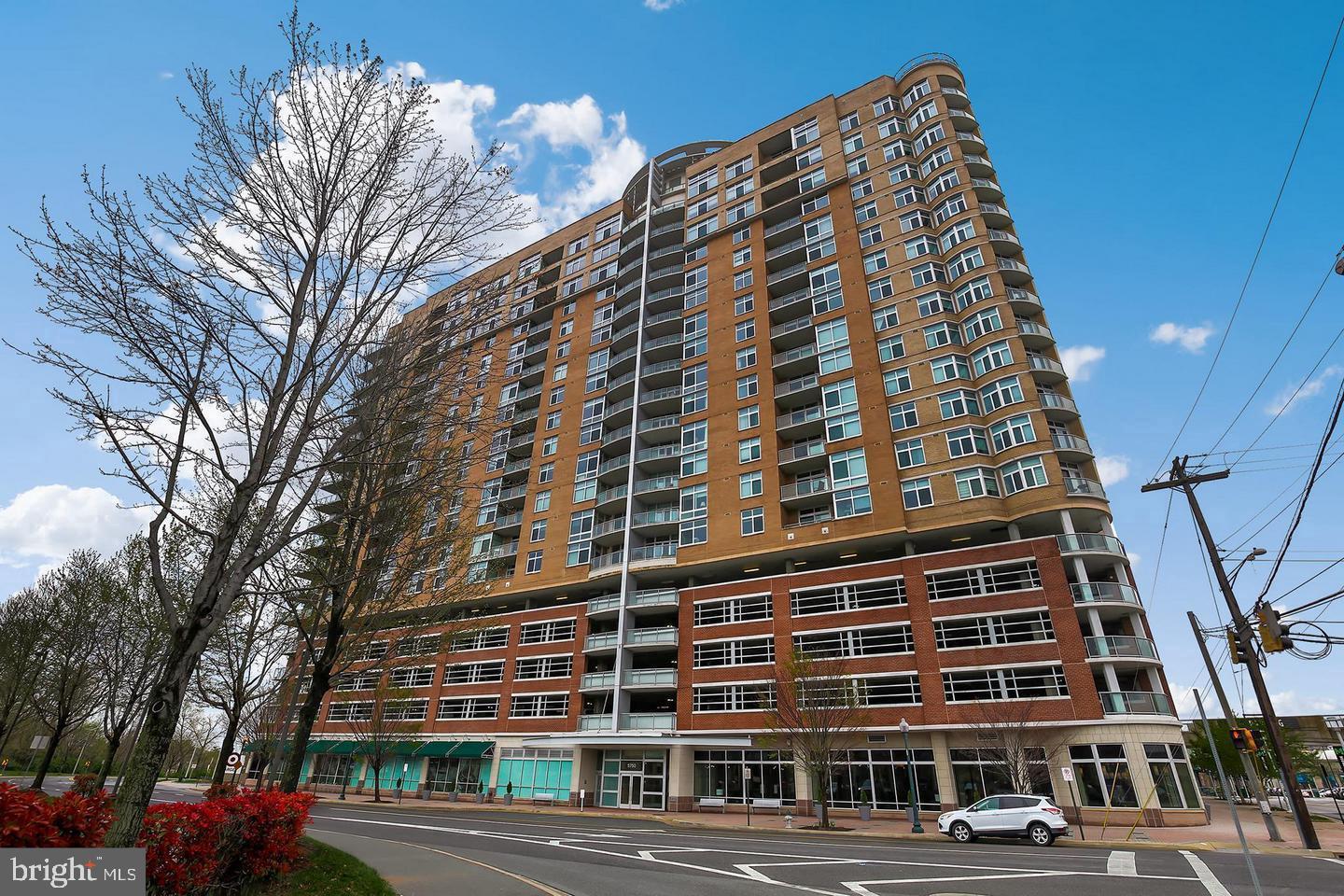 5750 BOU AVE #1904