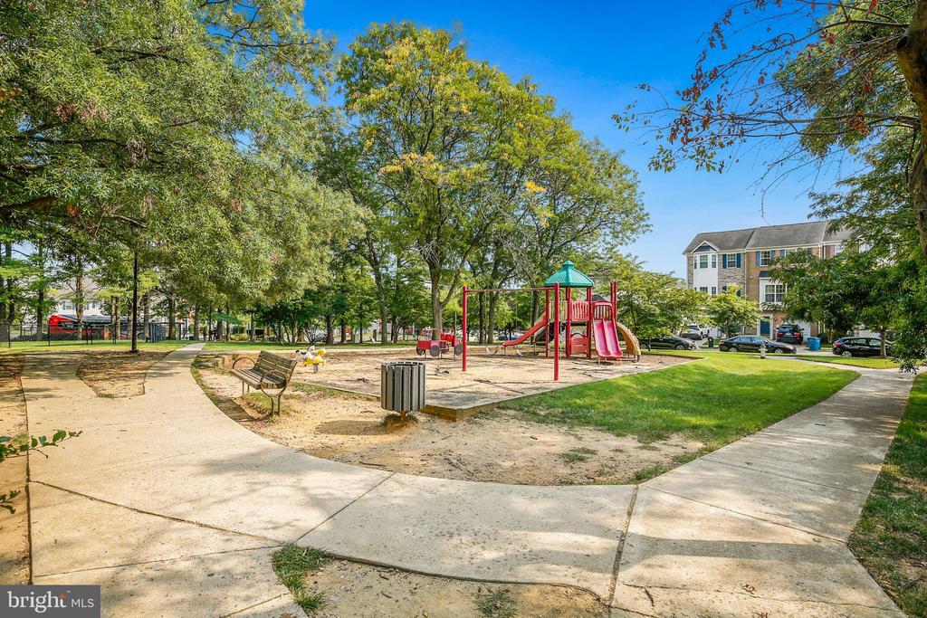 2236 Washington Ave #302