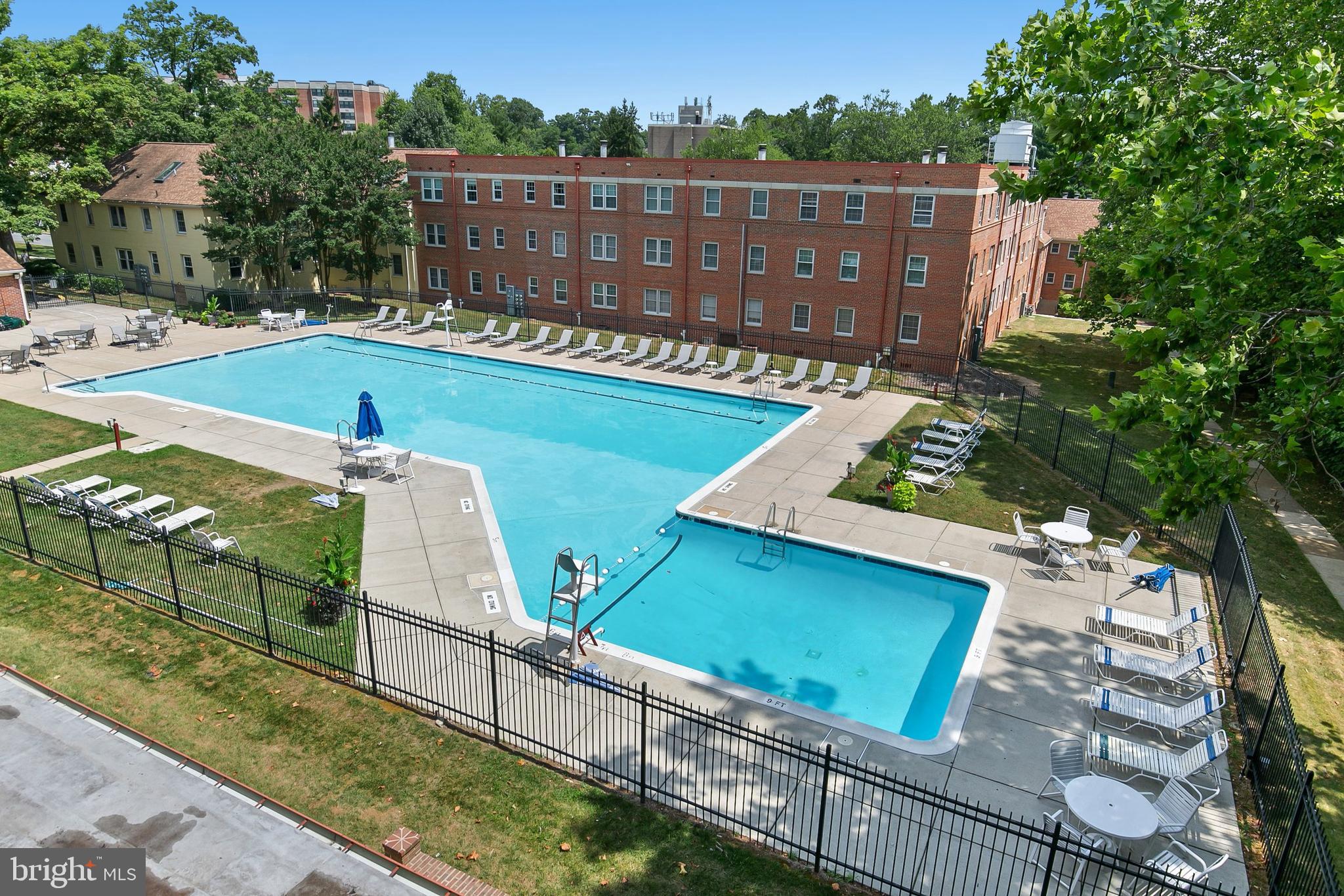 2236 Washington Ave #302