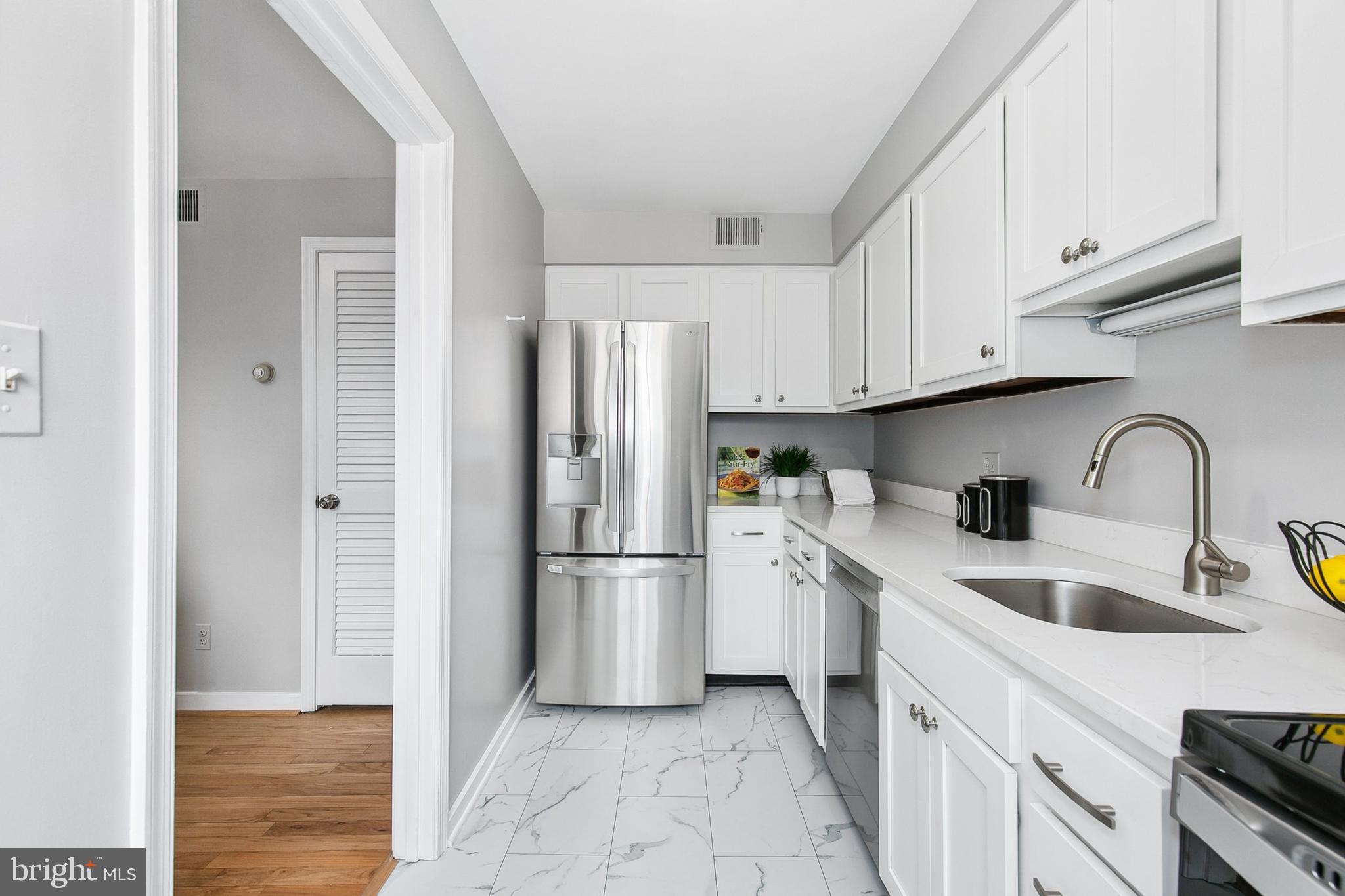2236 Washington Ave #302