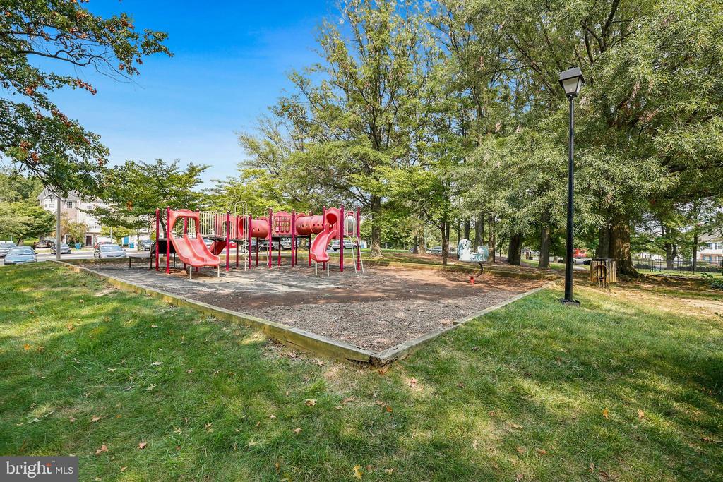 2236 Washington Ave #302