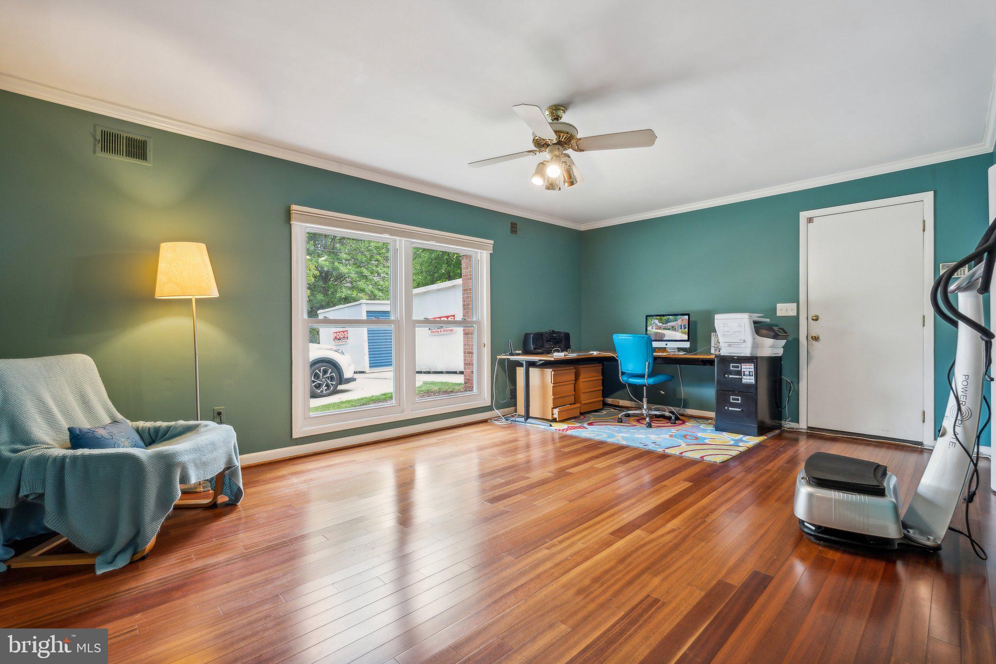 1801 Sherwood Rd