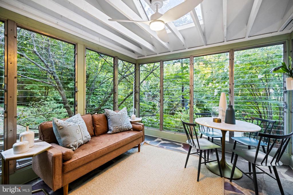 1001 Sligo Creek Pkwy