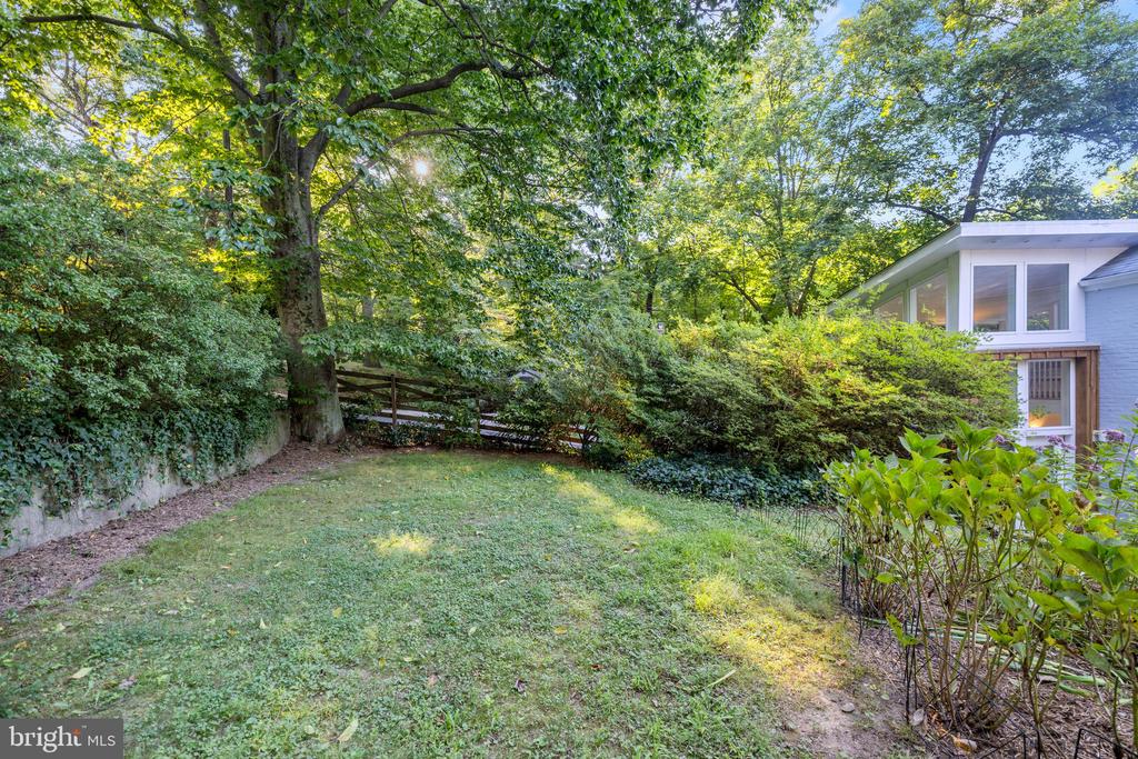1001 Sligo Creek Pkwy