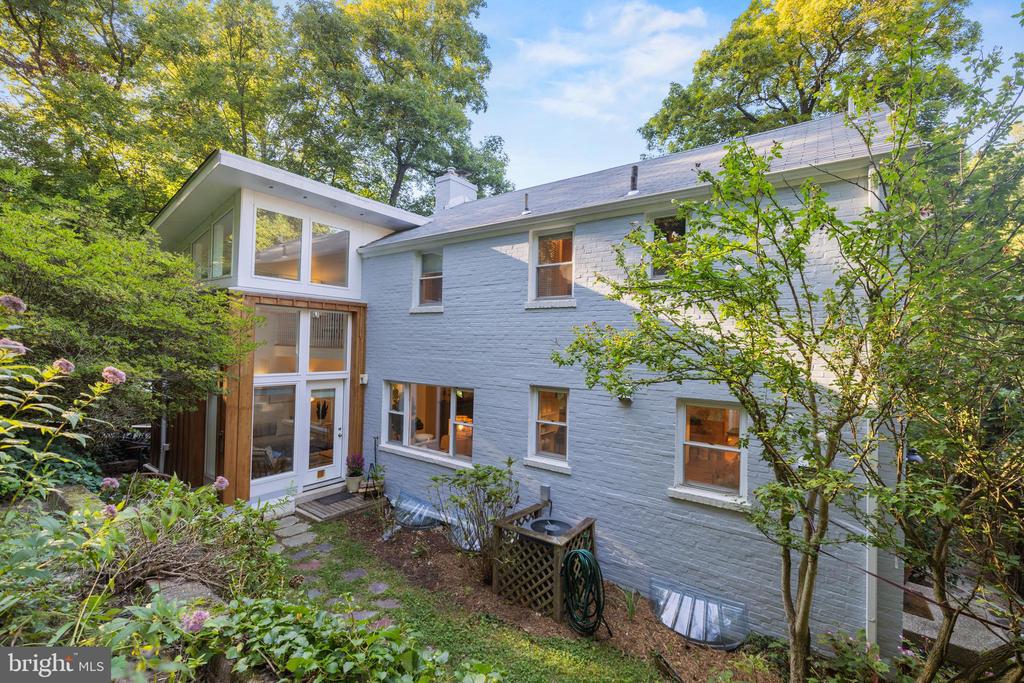 1001 Sligo Creek Pkwy