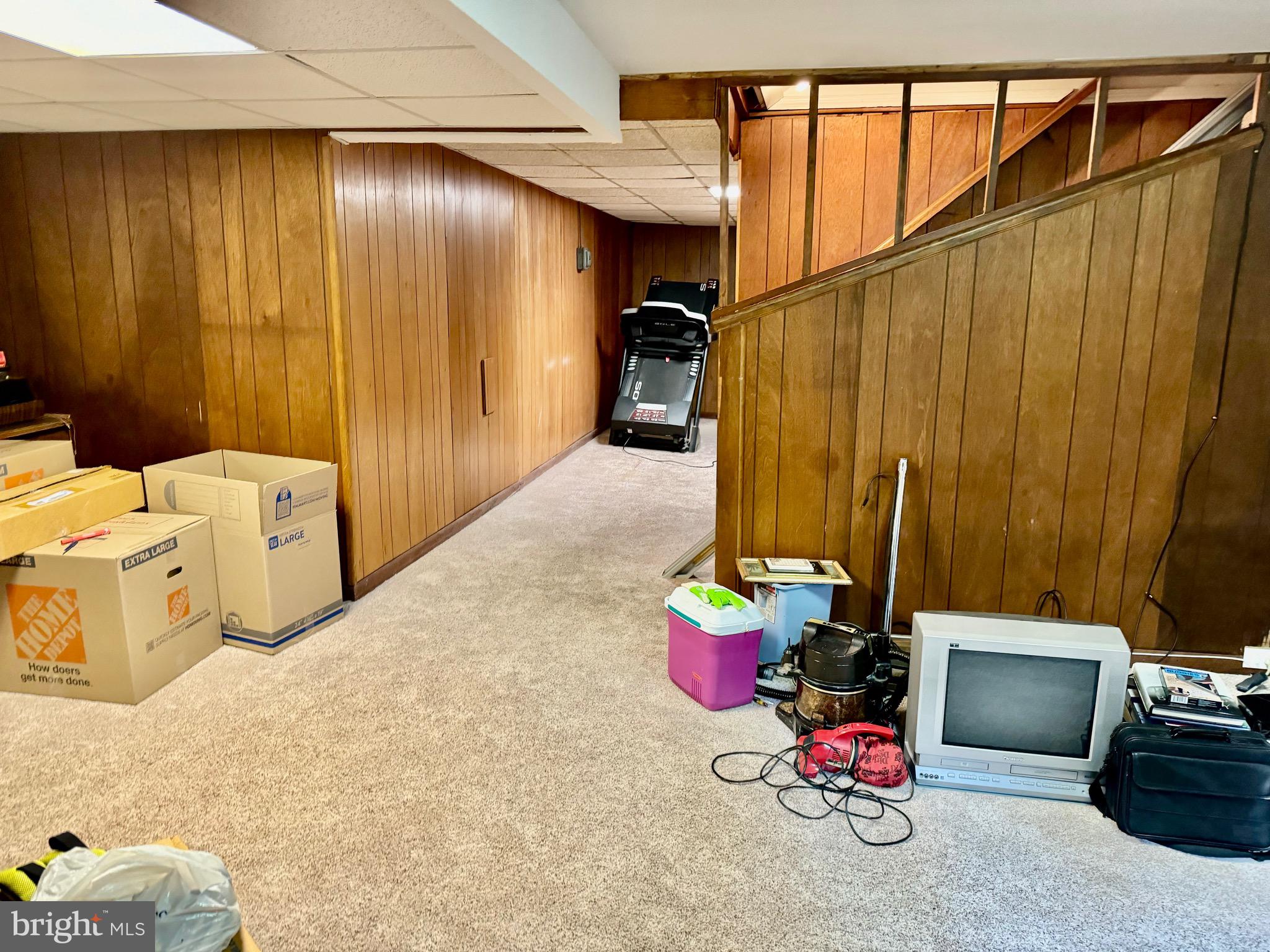 605 Elm Ave